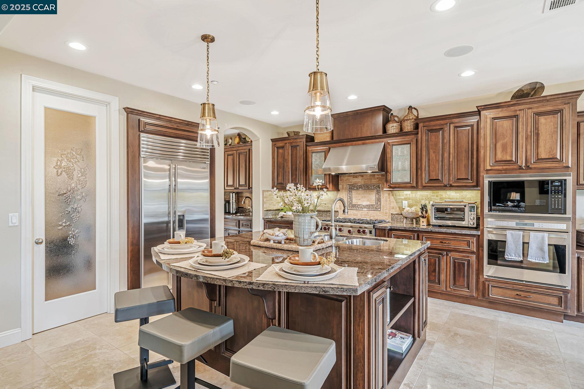 Detail Gallery Image 19 of 60 For 120 Tamarind Ln, Danville,  CA 94526 - 6 Beds | 6/1 Baths