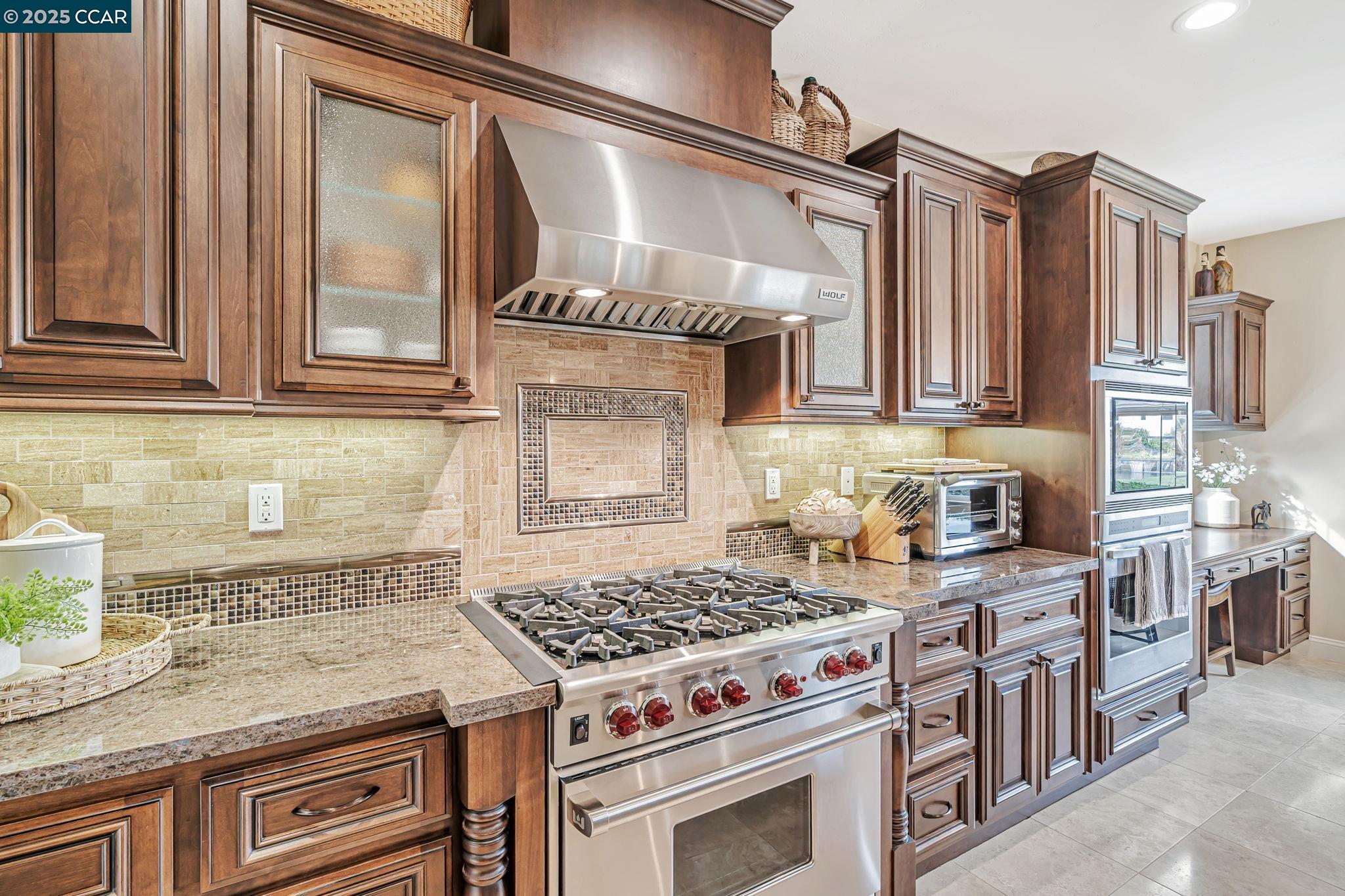 Detail Gallery Image 21 of 60 For 120 Tamarind Ln, Danville,  CA 94526 - 6 Beds | 6/1 Baths