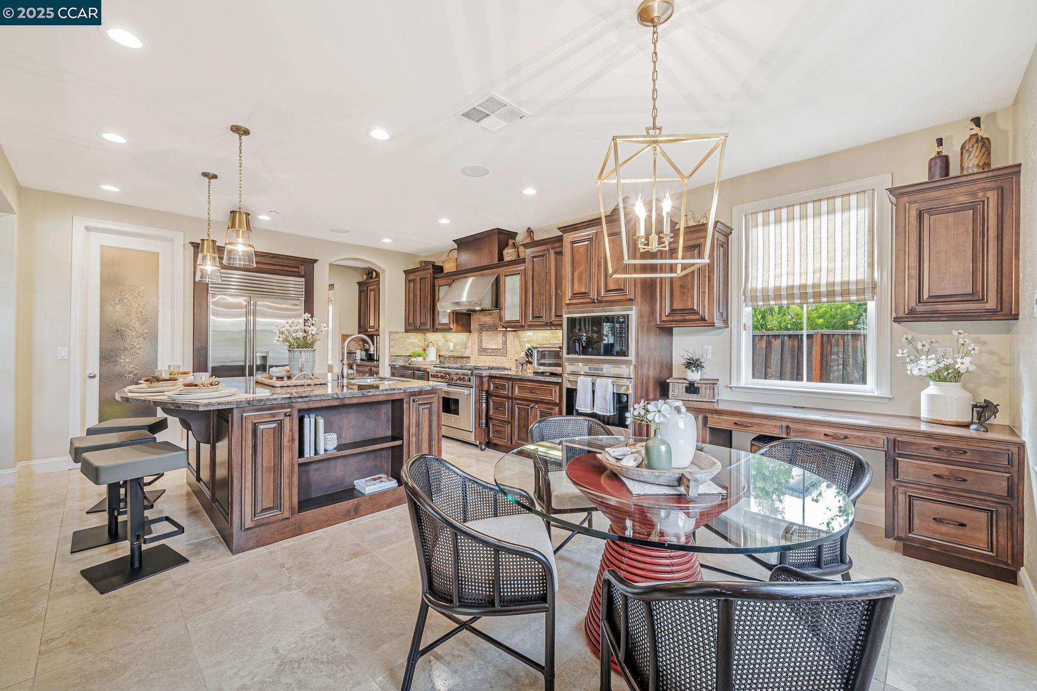 Detail Gallery Image 28 of 60 For 120 Tamarind Ln, Danville,  CA 94526 - 6 Beds | 6/1 Baths