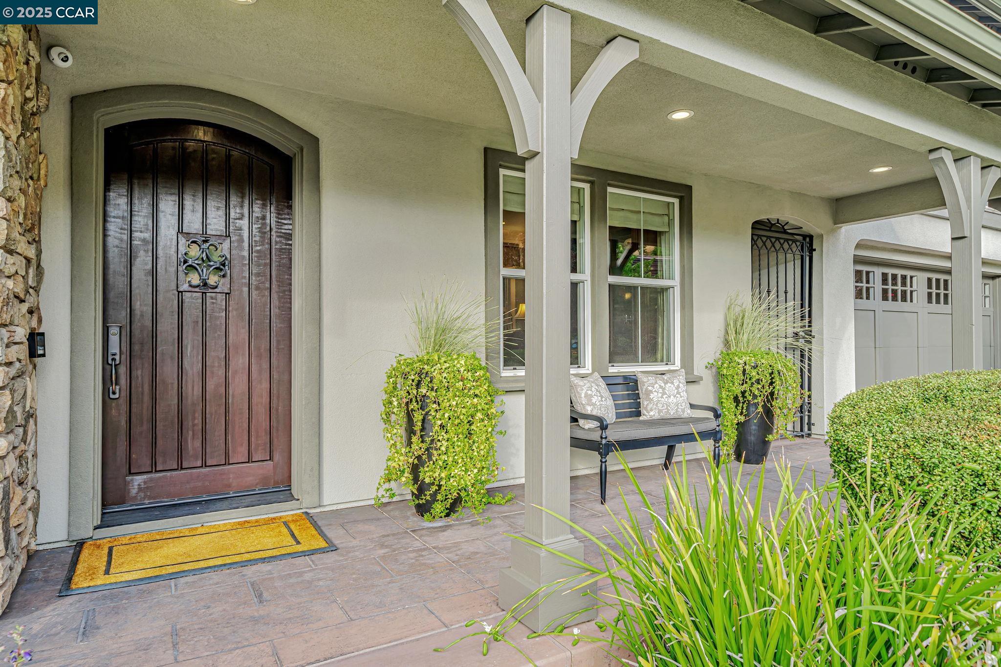 Detail Gallery Image 10 of 60 For 120 Tamarind Ln, Danville,  CA 94526 - 6 Beds | 6/1 Baths