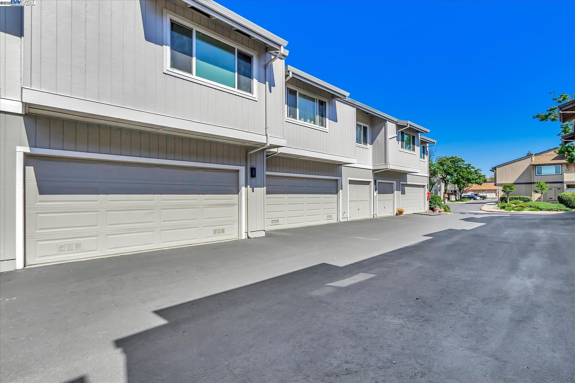 Detail Gallery Image 20 of 21 For 67 Silcreek, San Jose,  CA 95116 - 2 Beds | 2 Baths