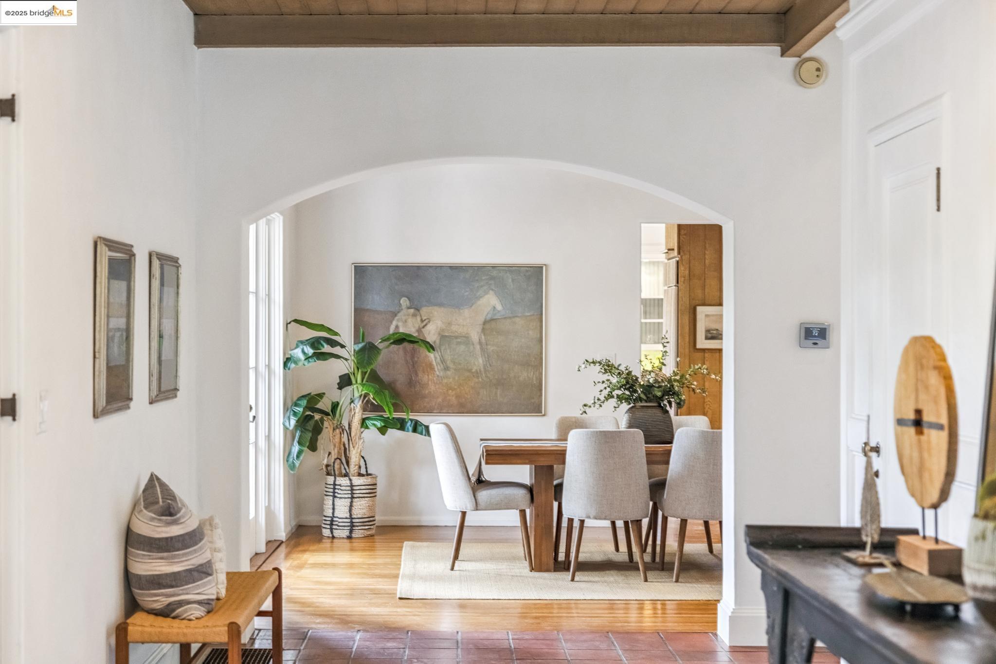 Detail Gallery Image 13 of 60 For 305 the Uplands, Berkeley,  CA 94705 - 4 Beds | 3/2 Baths