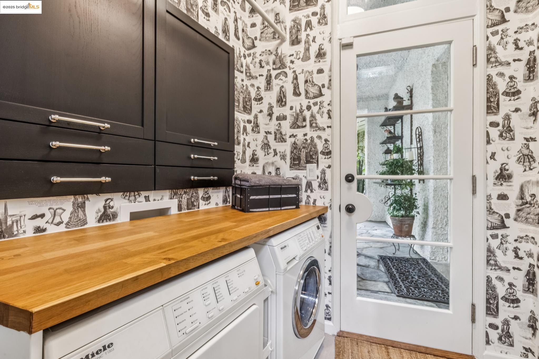 Detail Gallery Image 51 of 60 For 305 the Uplands, Berkeley,  CA 94705 - 4 Beds | 3/2 Baths