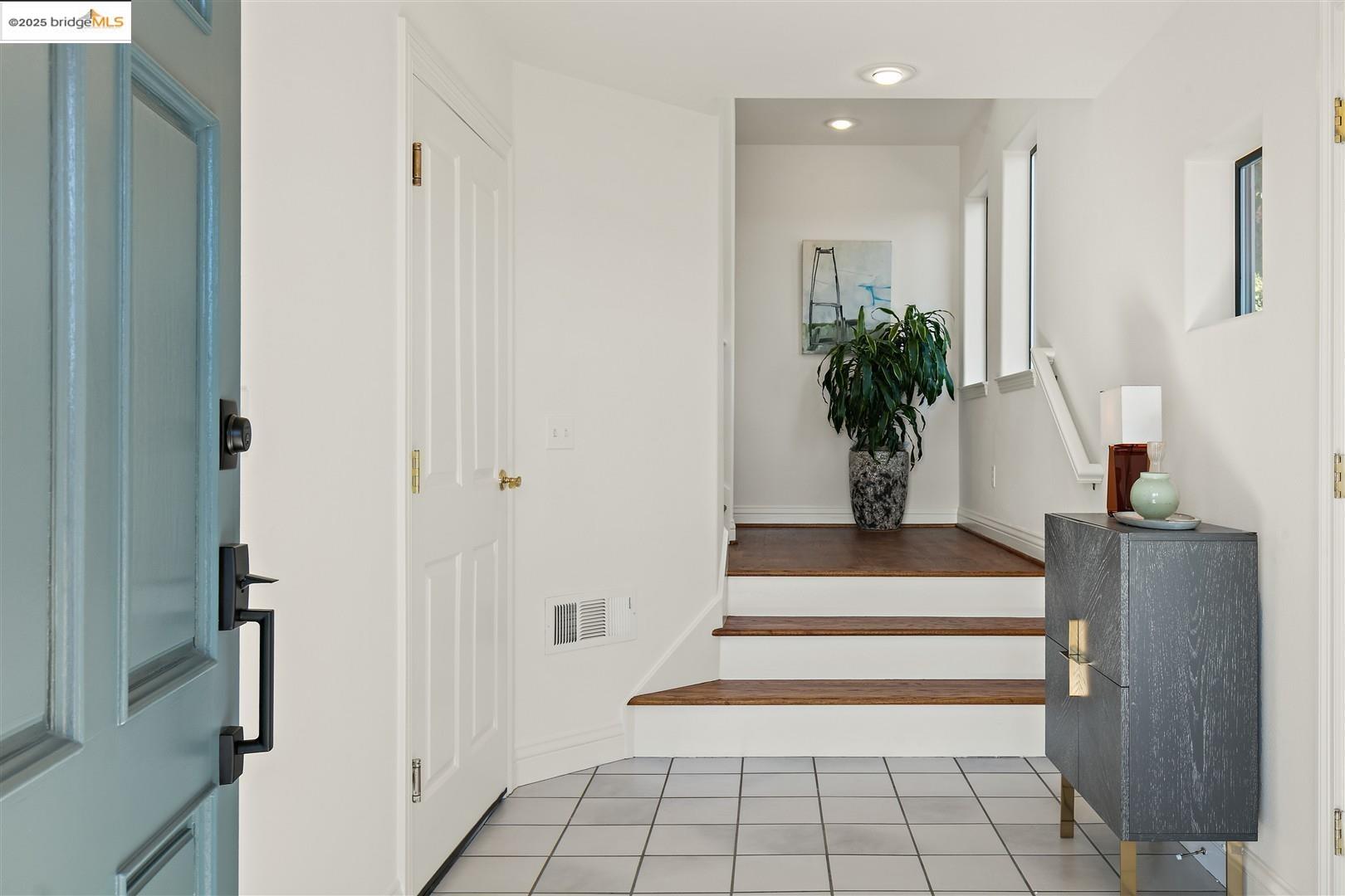 Photo #5: 41111068 Listing 