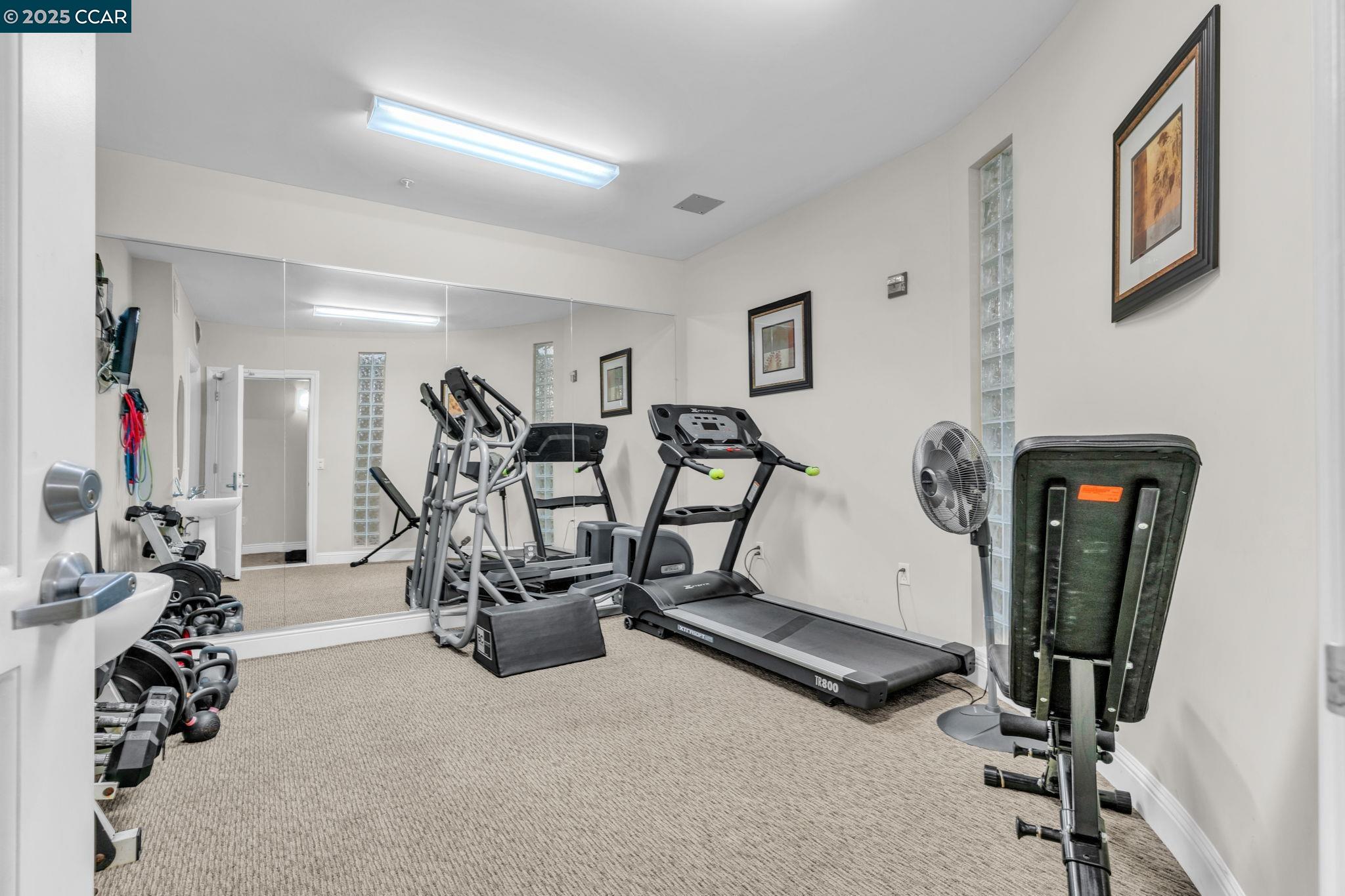 Detail Gallery Image 15 of 18 For 1310 Creekside Dr #303,  Walnut Creek,  CA 94596 - 3 Beds | 2 Baths