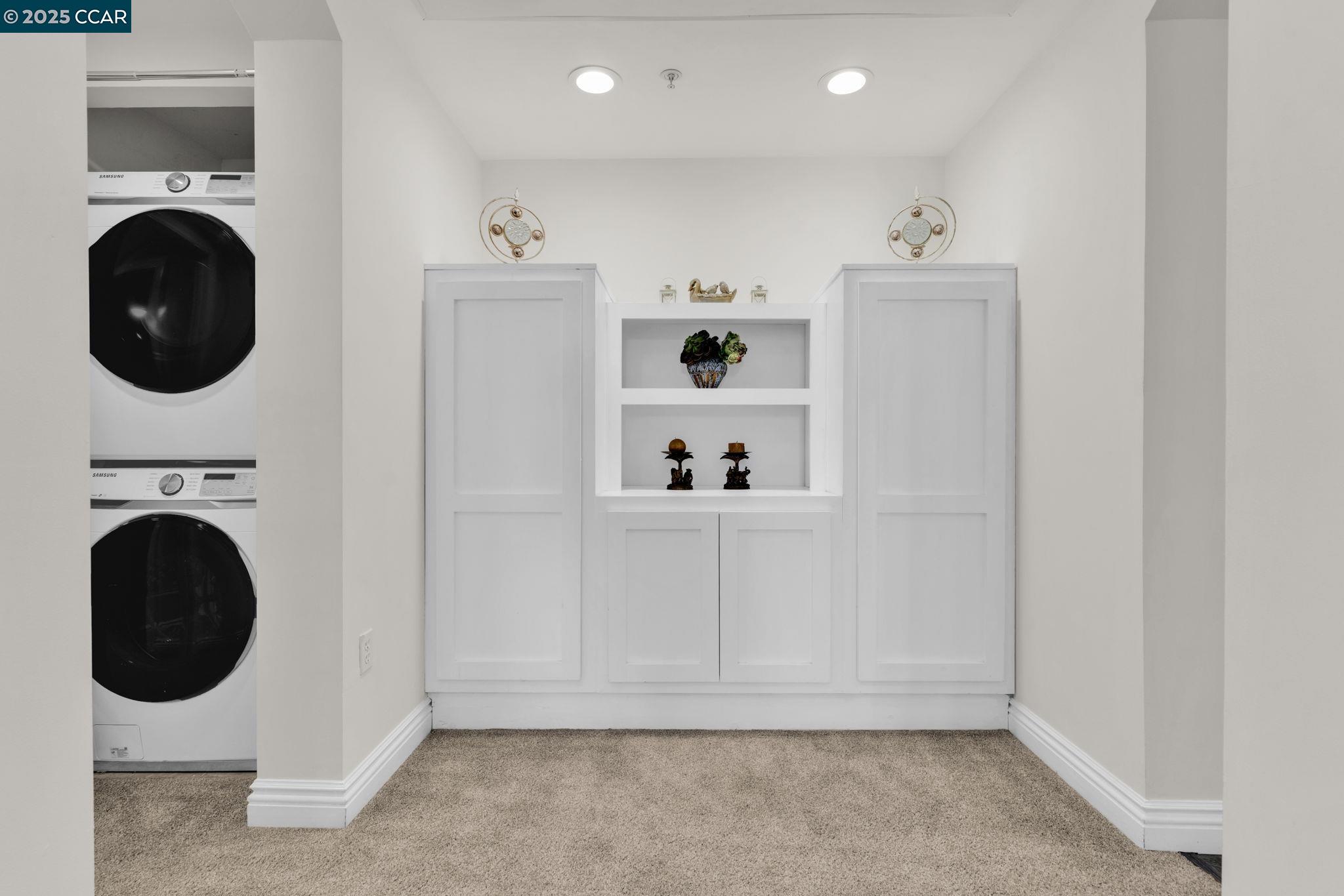 Detail Gallery Image 8 of 18 For 1310 Creekside Dr #303,  Walnut Creek,  CA 94596 - 3 Beds | 2 Baths