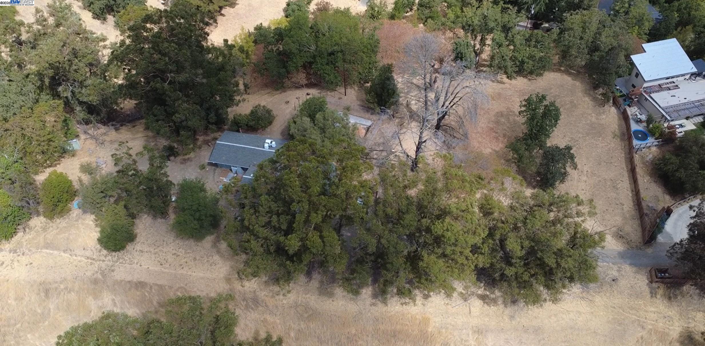 Detail Gallery Image 12 of 30 For 194 Hillcroft Way, Walnut Creek,  CA 94597 - 2 Beds | 2 Baths