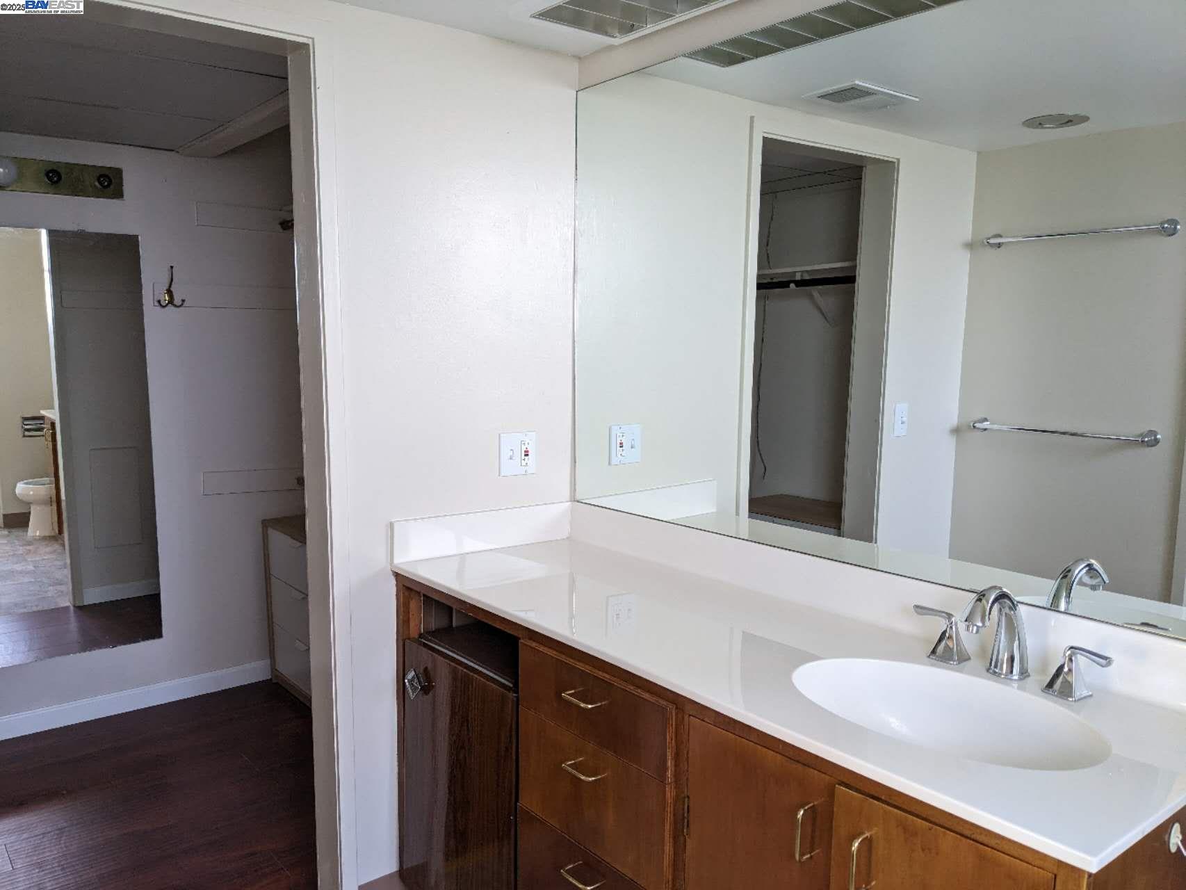 Detail Gallery Image 25 of 30 For 194 Hillcroft Way, Walnut Creek,  CA 94597 - 2 Beds | 2 Baths