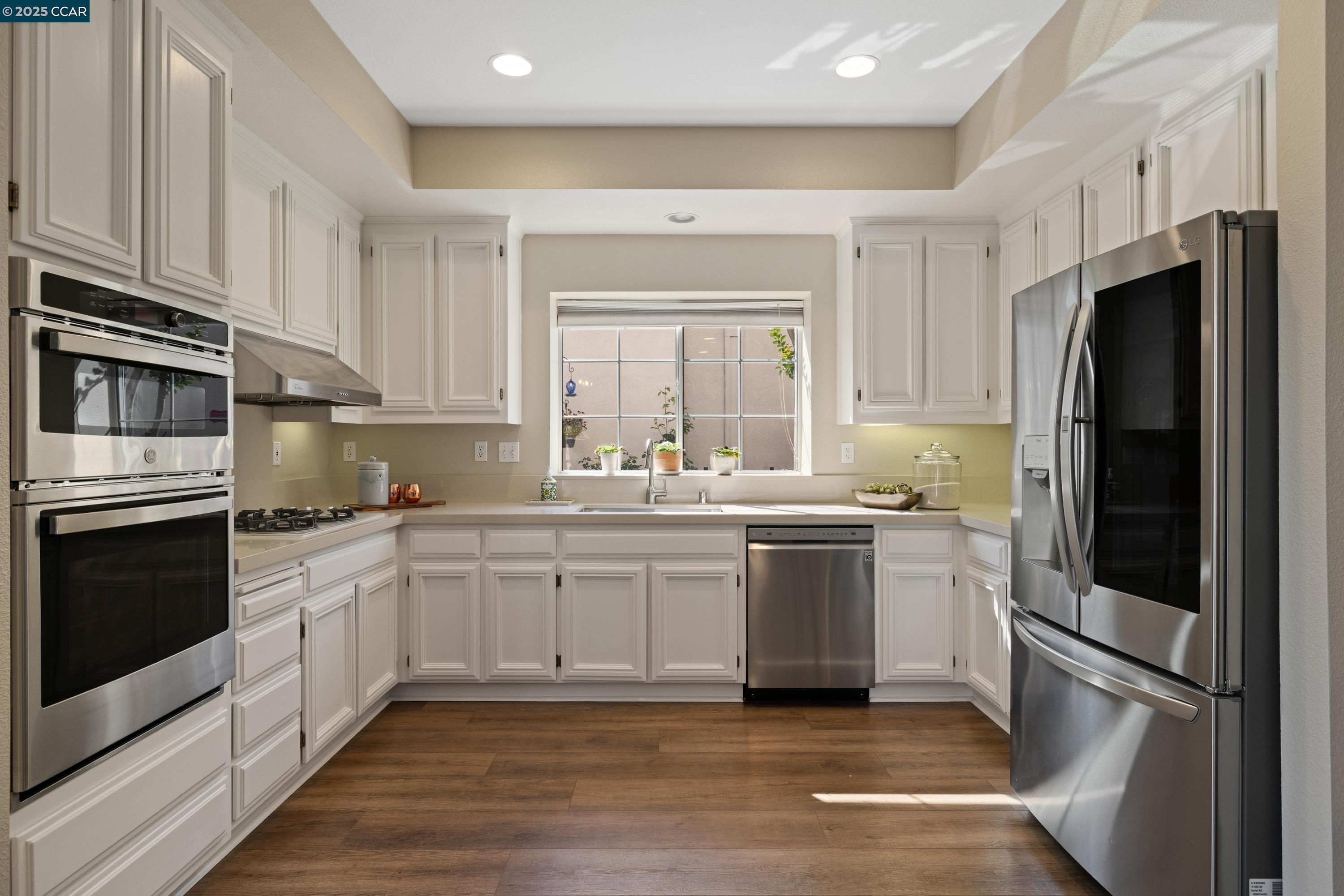 Detail Gallery Image 8 of 50 For 315 Glasgow Circle, Danville,  CA 94526 - 4 Beds | 2/1 Baths