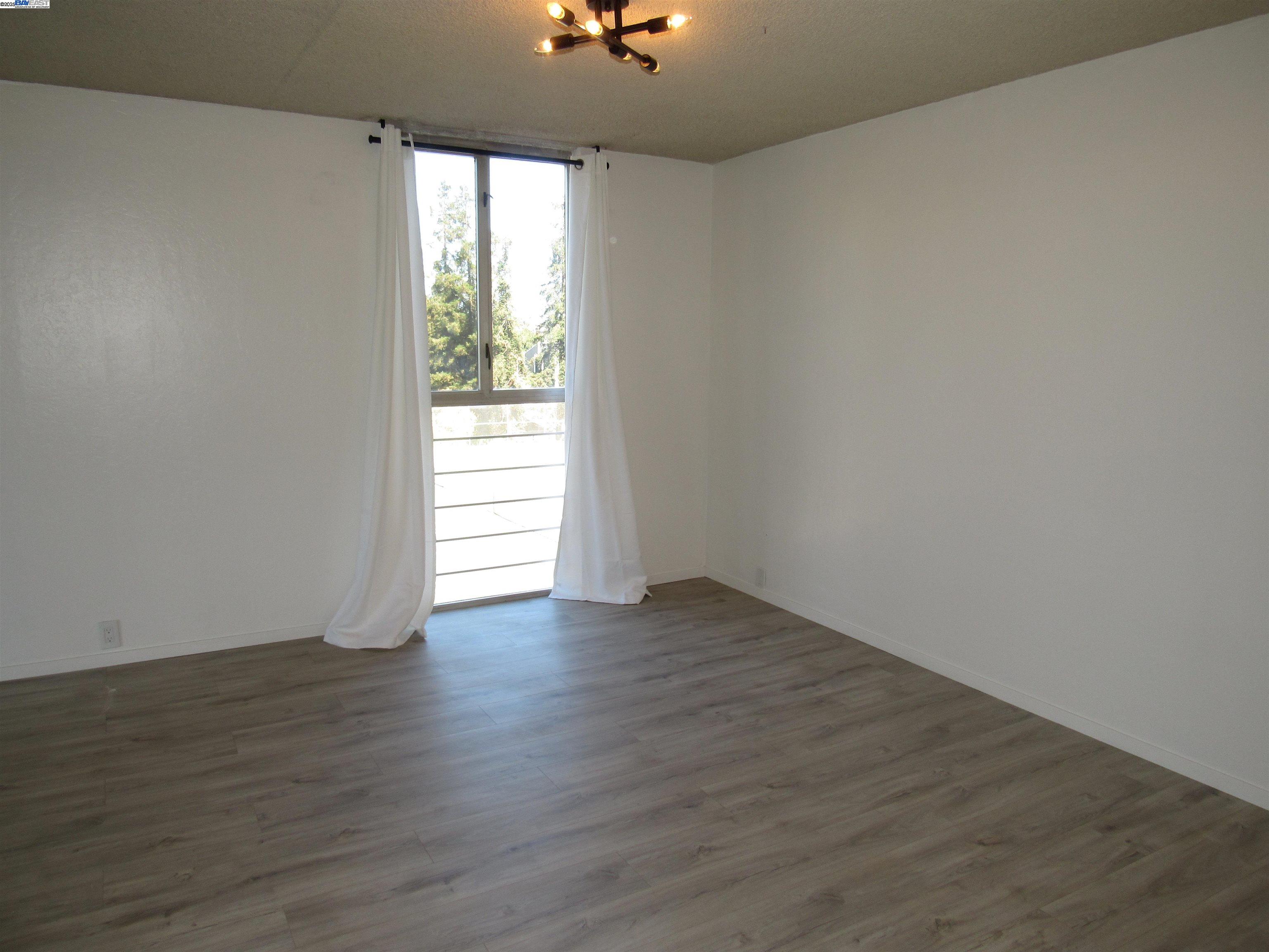 Photo #10: 41111075 Listing: Photo #10