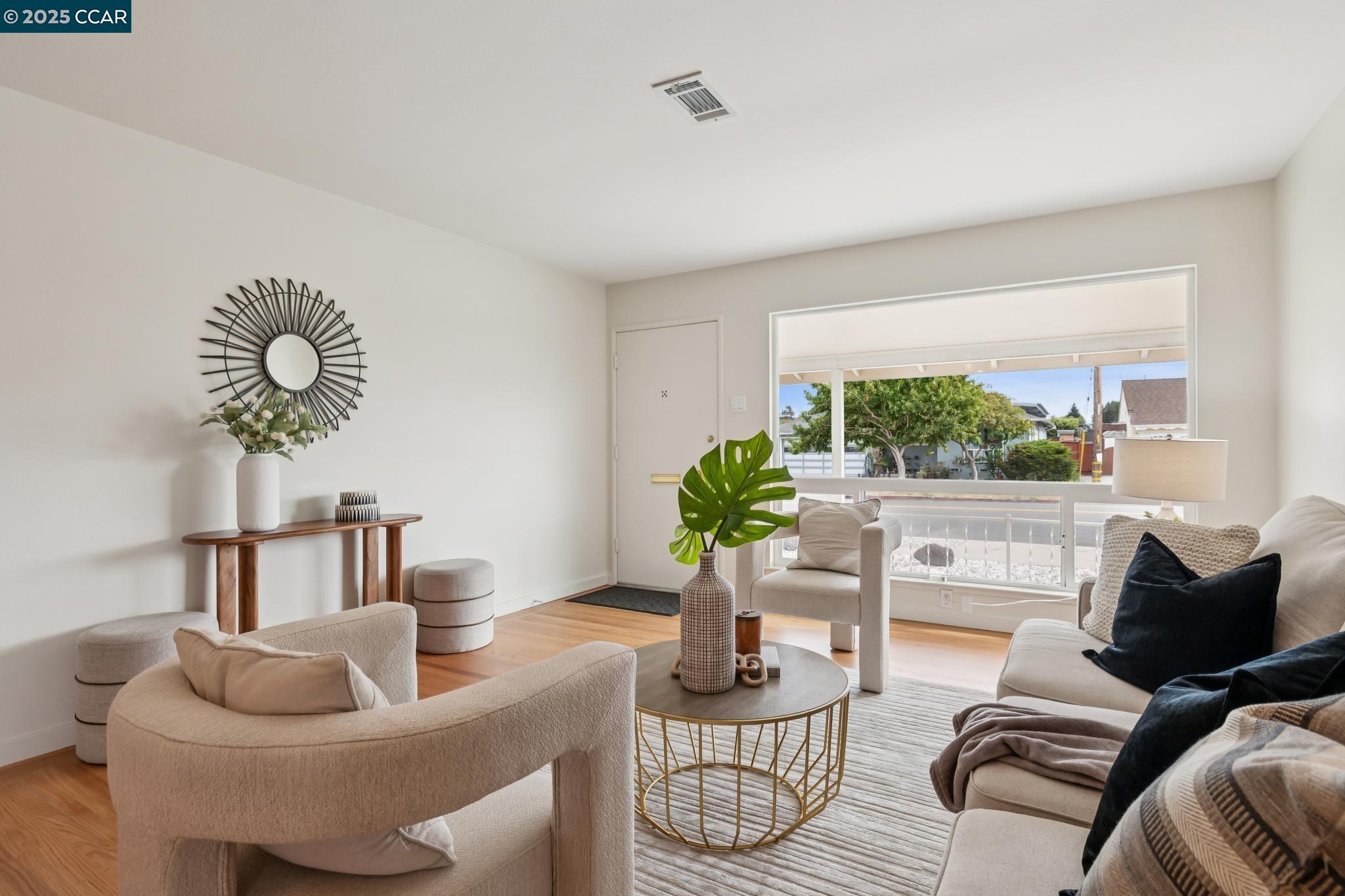 Detail Gallery Image 11 of 59 For 1875 Willow Ave, San Leandro,  CA 94579 - 3 Beds | 2 Baths