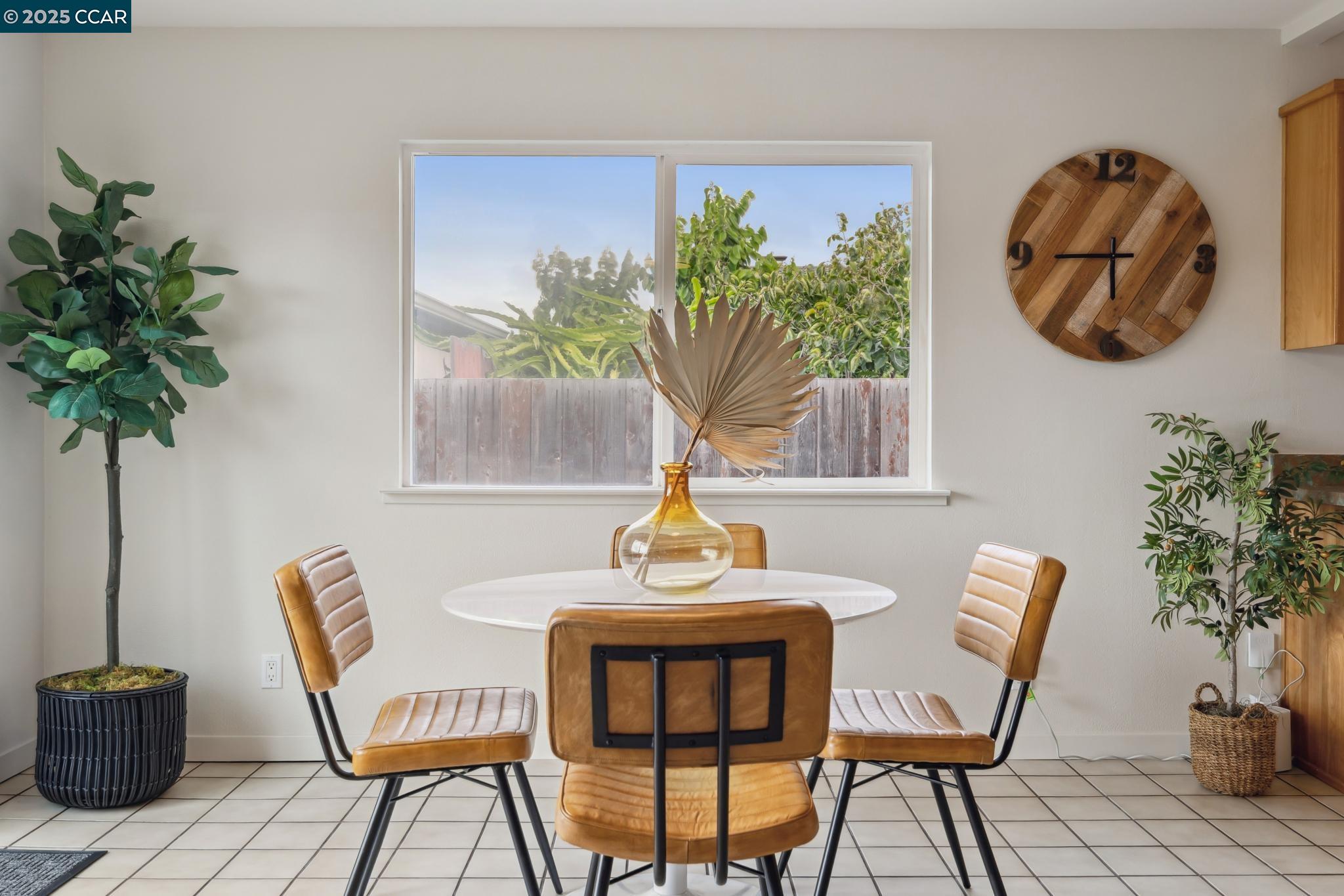 Detail Gallery Image 18 of 59 For 1875 Willow Ave, San Leandro,  CA 94579 - 3 Beds | 2 Baths