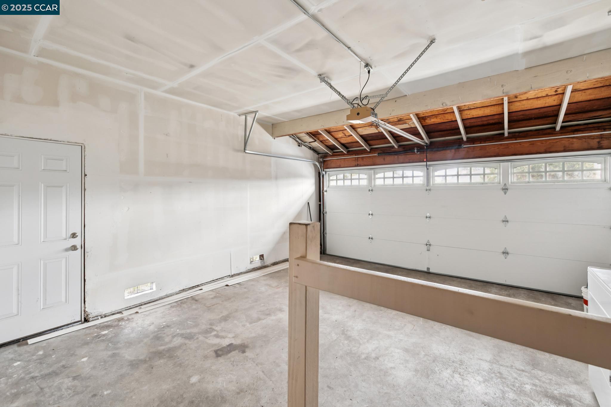 Detail Gallery Image 41 of 59 For 1875 Willow Ave, San Leandro,  CA 94579 - 3 Beds | 2 Baths