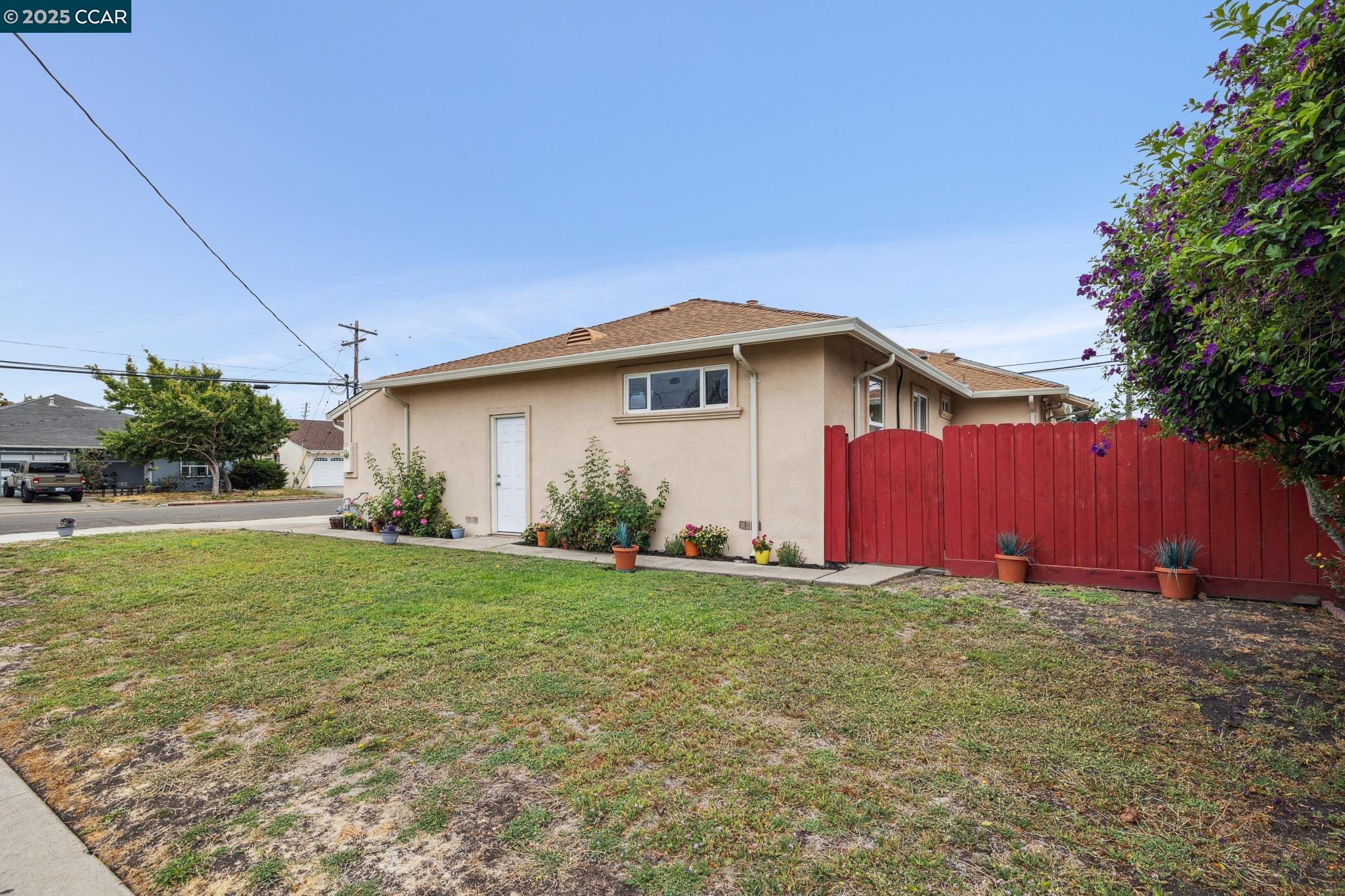 Detail Gallery Image 56 of 59 For 1875 Willow Ave, San Leandro,  CA 94579 - 3 Beds | 2 Baths