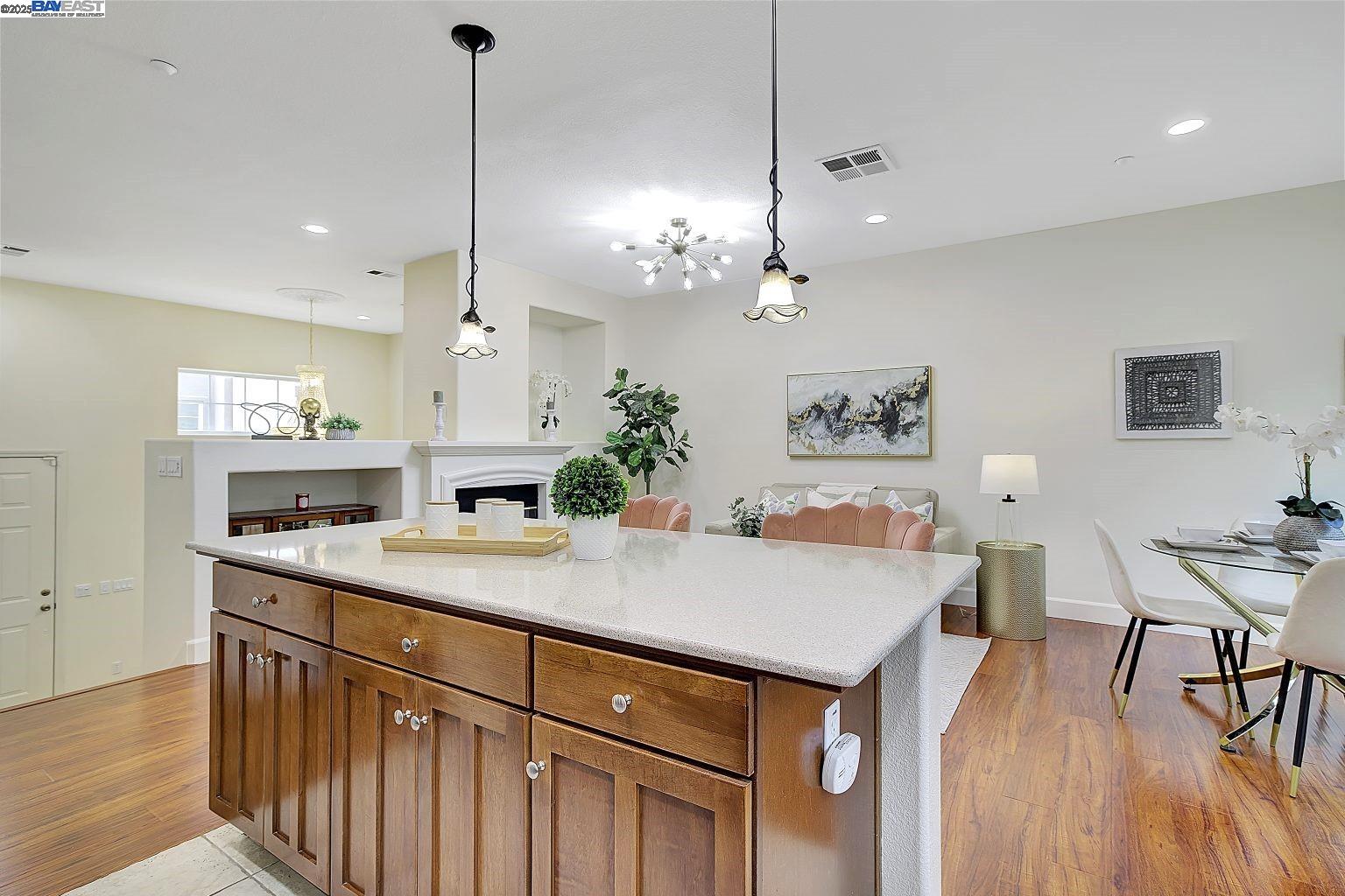 Photo #12: 41111077 Listing: Photo #12