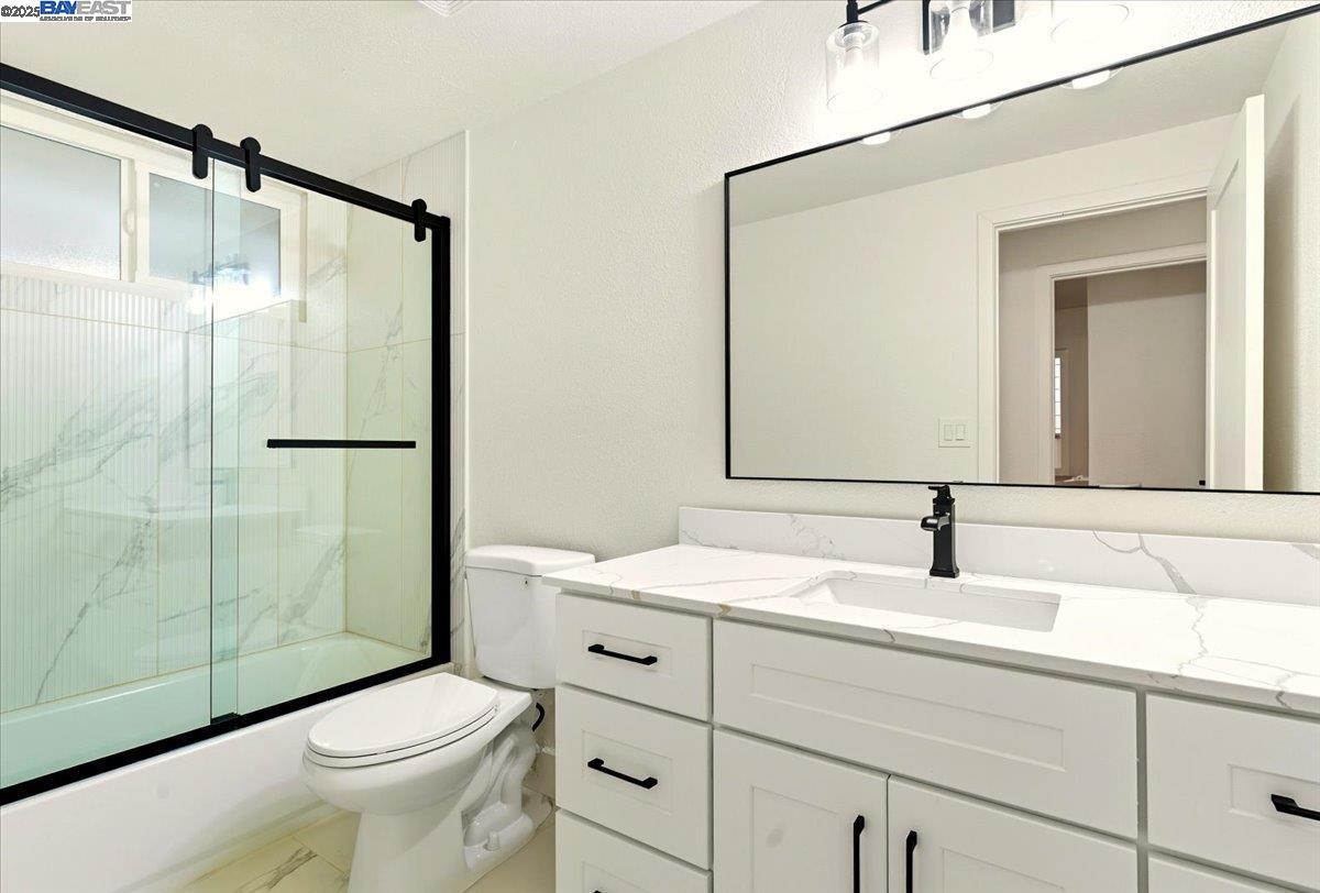 Detail Gallery Image 17 of 25 For 11 Paddock Ct, Pleasant Hill,  CA 94523 - 3 Beds | 2 Baths