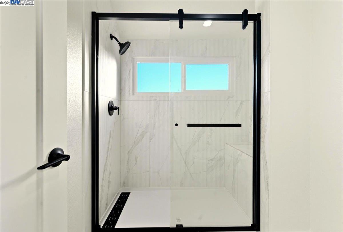 Detail Gallery Image 18 of 25 For 11 Paddock Ct, Pleasant Hill,  CA 94523 - 3 Beds | 2 Baths