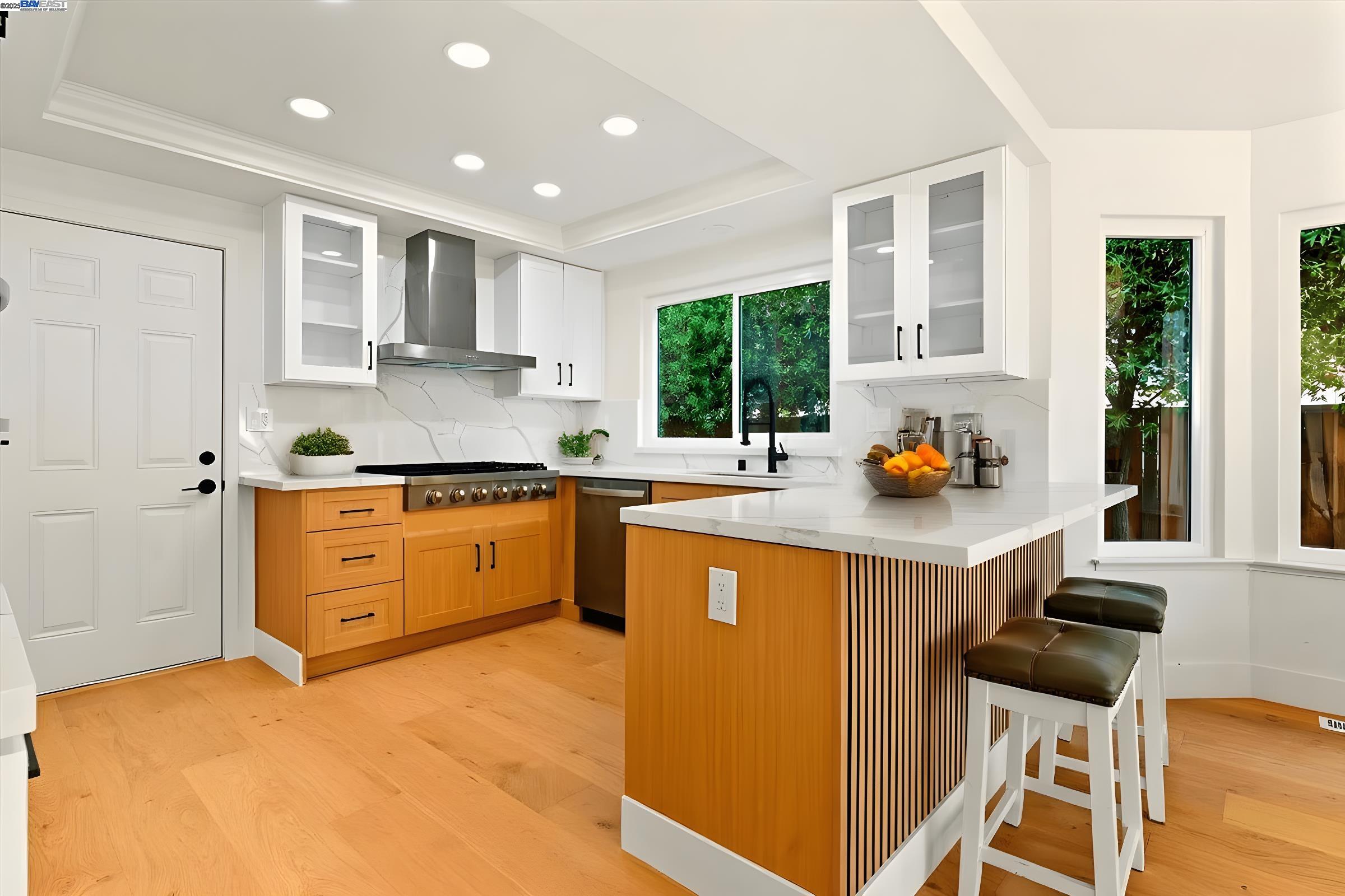 Detail Gallery Image 5 of 25 For 11 Paddock Ct, Pleasant Hill,  CA 94523 - 3 Beds | 2 Baths