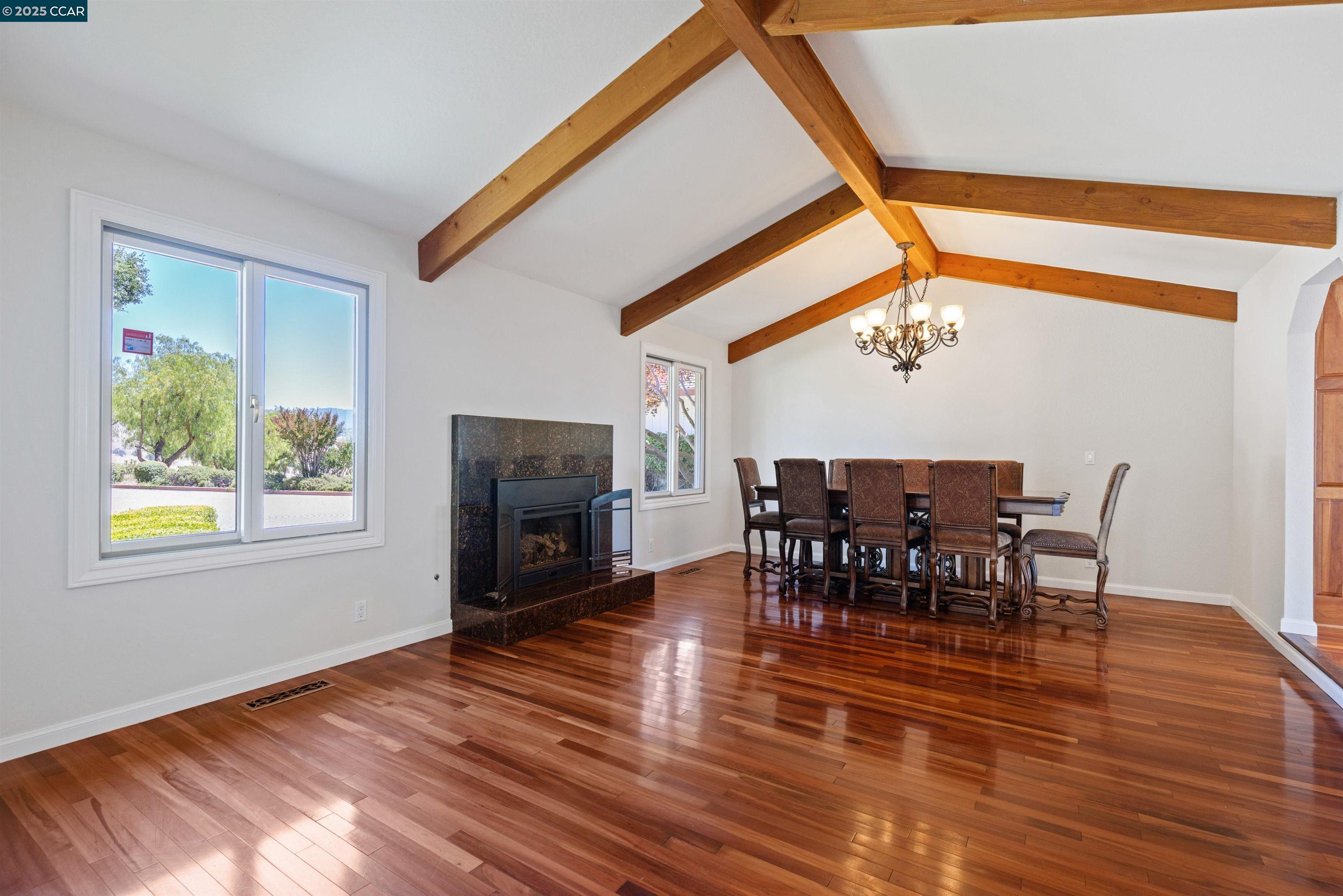 Detail Gallery Image 11 of 52 For 70 Sherburne Hills, Danville,  CA 94526-9999 - 4 Beds | 3 Baths