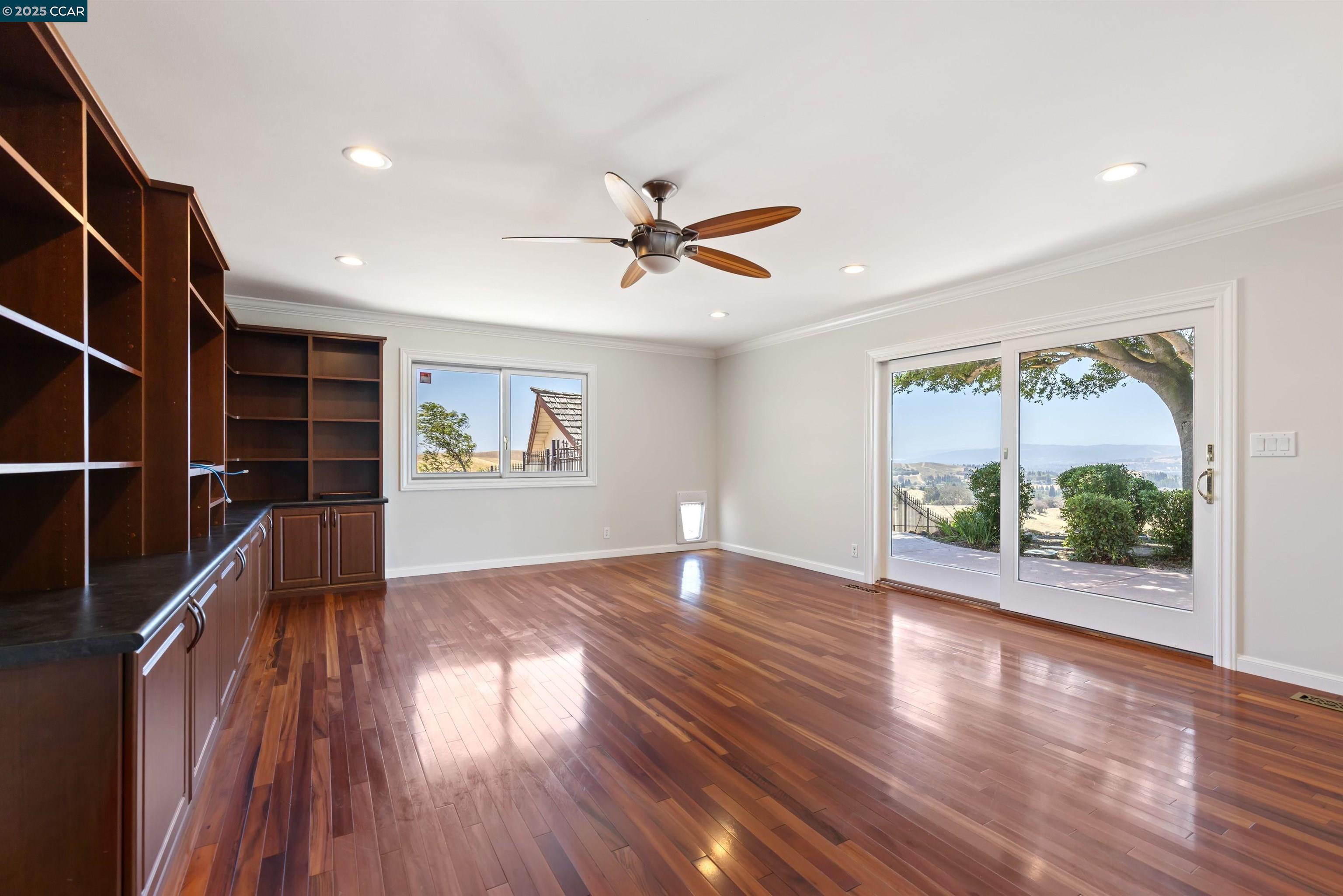 Detail Gallery Image 22 of 52 For 70 Sherburne Hills, Danville,  CA 94526-9999 - 4 Beds | 3 Baths