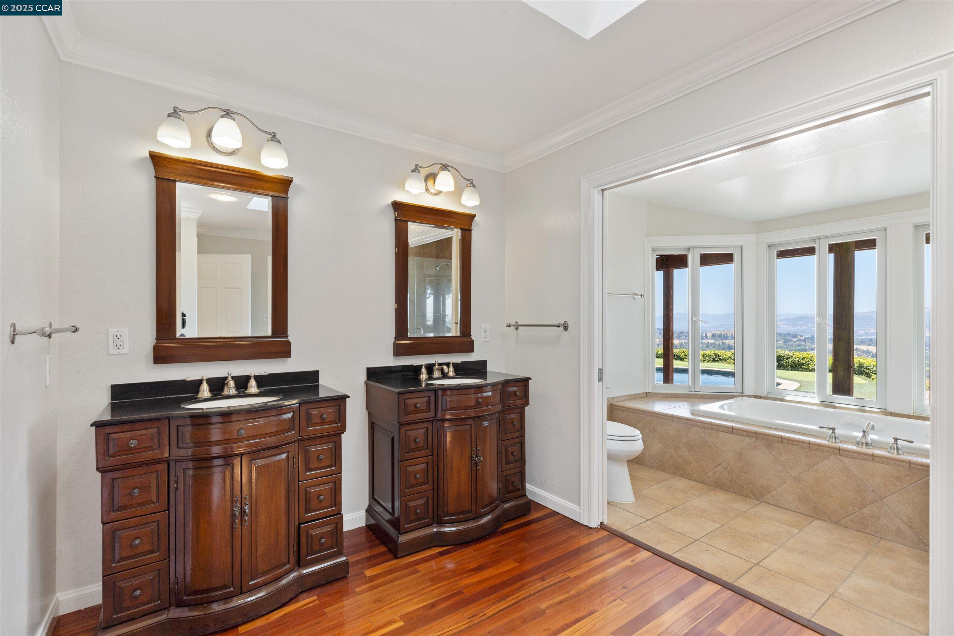 Detail Gallery Image 33 of 52 For 70 Sherburne Hills, Danville,  CA 94526-9999 - 4 Beds | 3 Baths