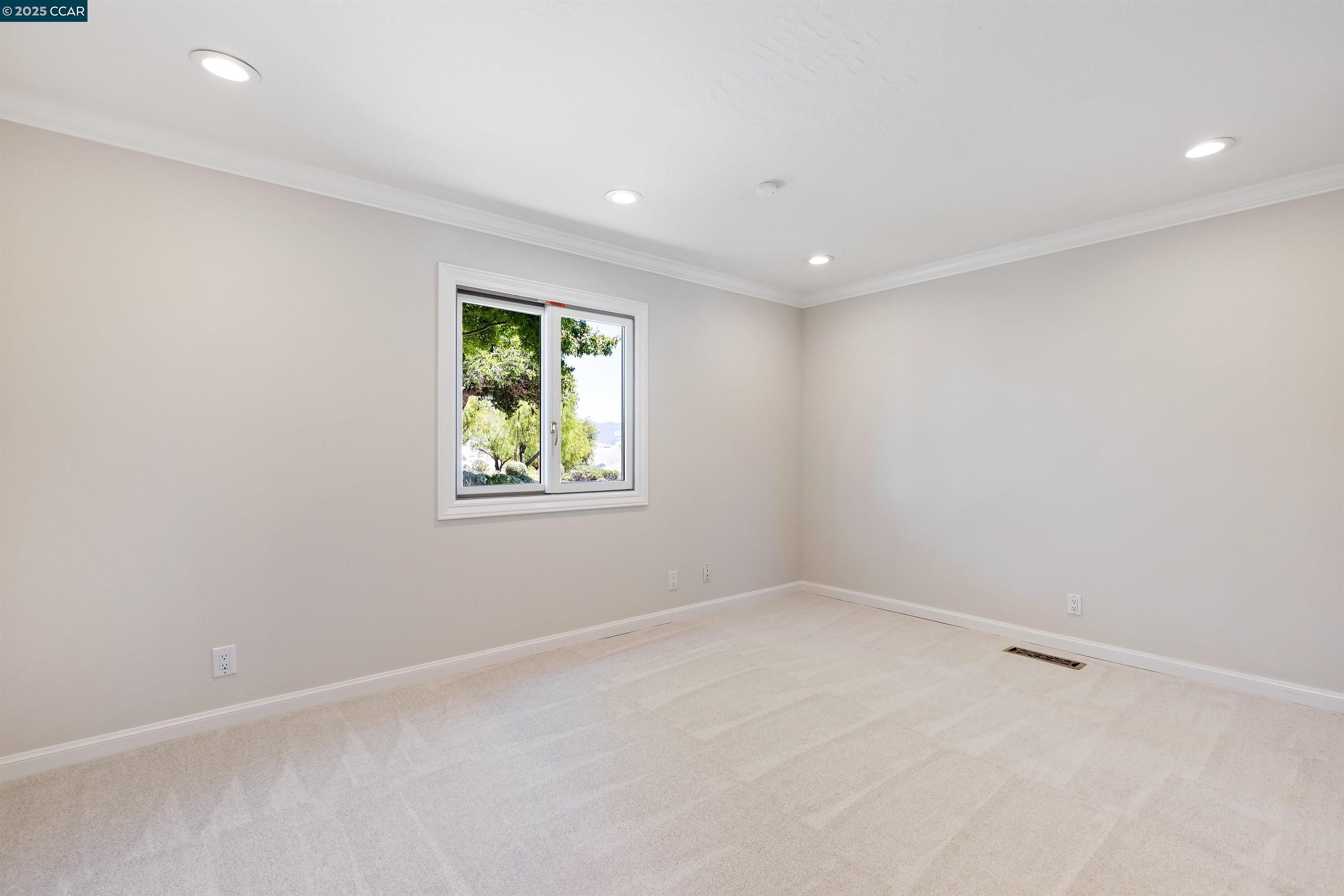 Detail Gallery Image 38 of 52 For 70 Sherburne Hills, Danville,  CA 94526-9999 - 4 Beds | 3 Baths