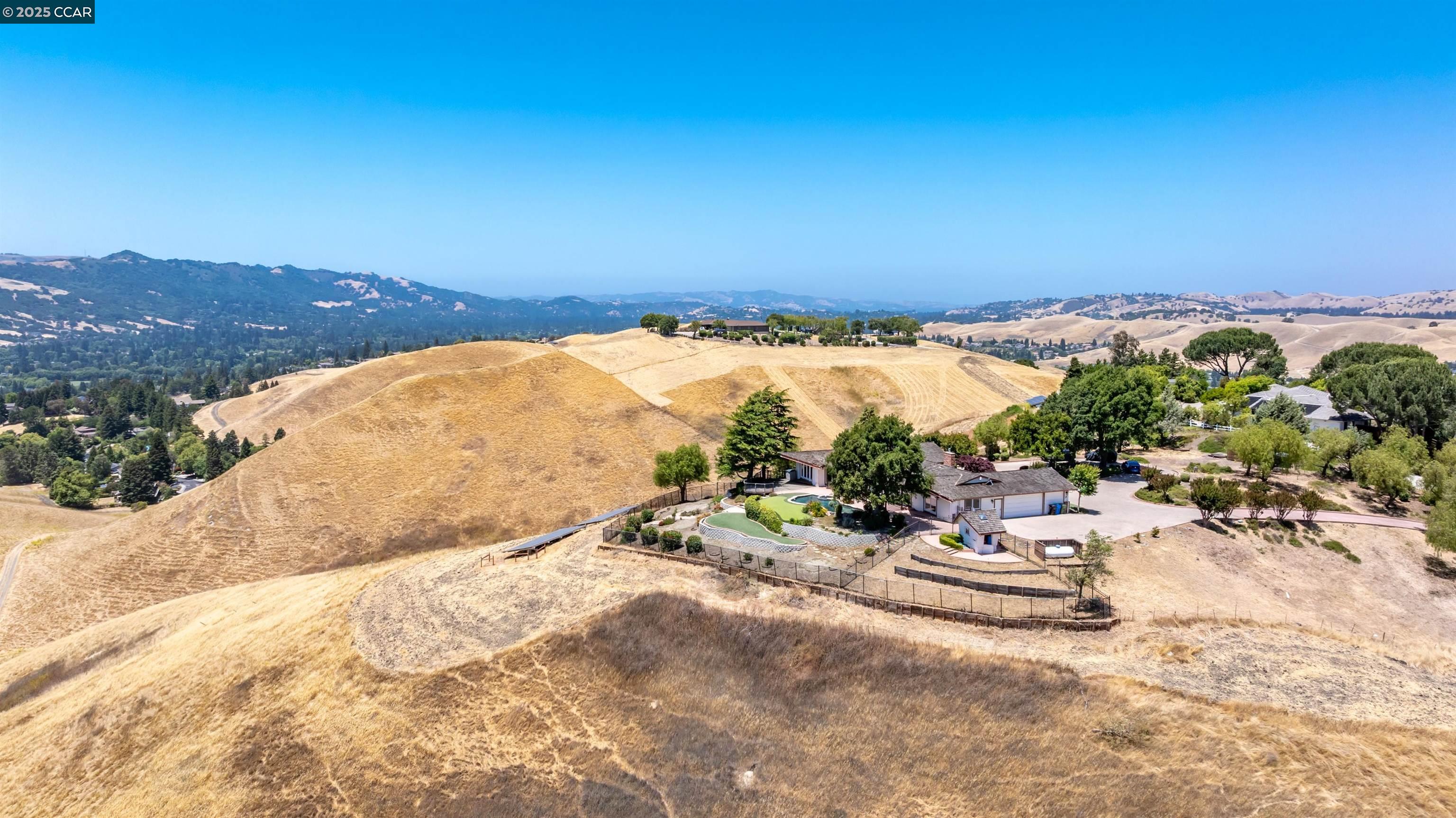 Detail Gallery Image 44 of 52 For 70 Sherburne Hills, Danville,  CA 94526-9999 - 4 Beds | 3 Baths