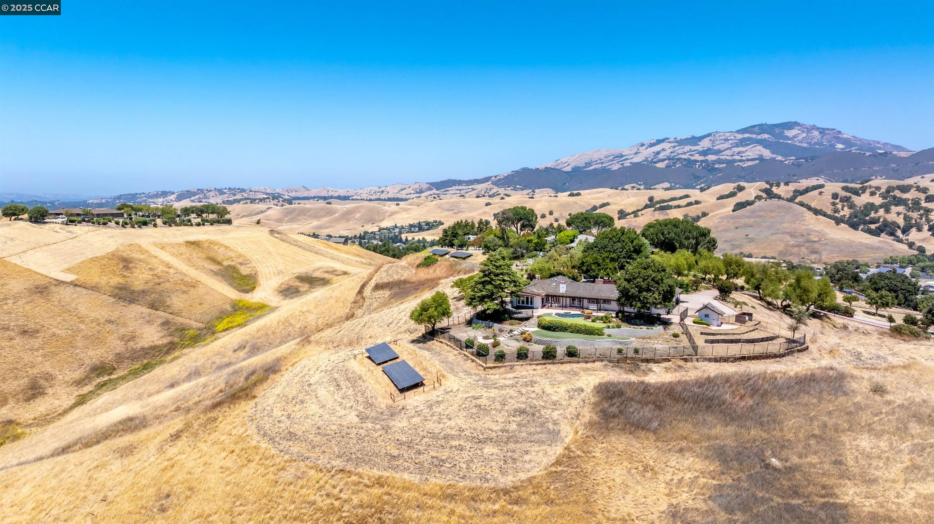Detail Gallery Image 45 of 52 For 70 Sherburne Hills, Danville,  CA 94526-9999 - 4 Beds | 3 Baths