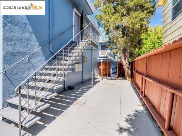 Detail Gallery Image 2 of 60 For 1011 Delaware St, Berkeley,  CA 94710 - – Beds | – Baths