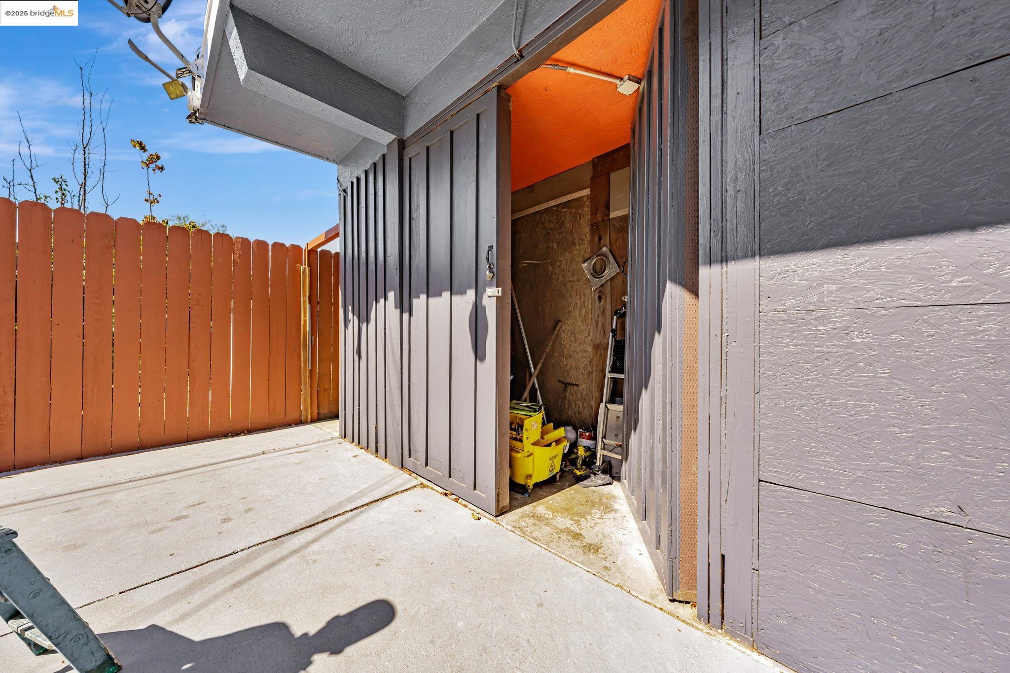 Detail Gallery Image 52 of 60 For 1011 Delaware St, Berkeley,  CA 94710 - – Beds | – Baths
