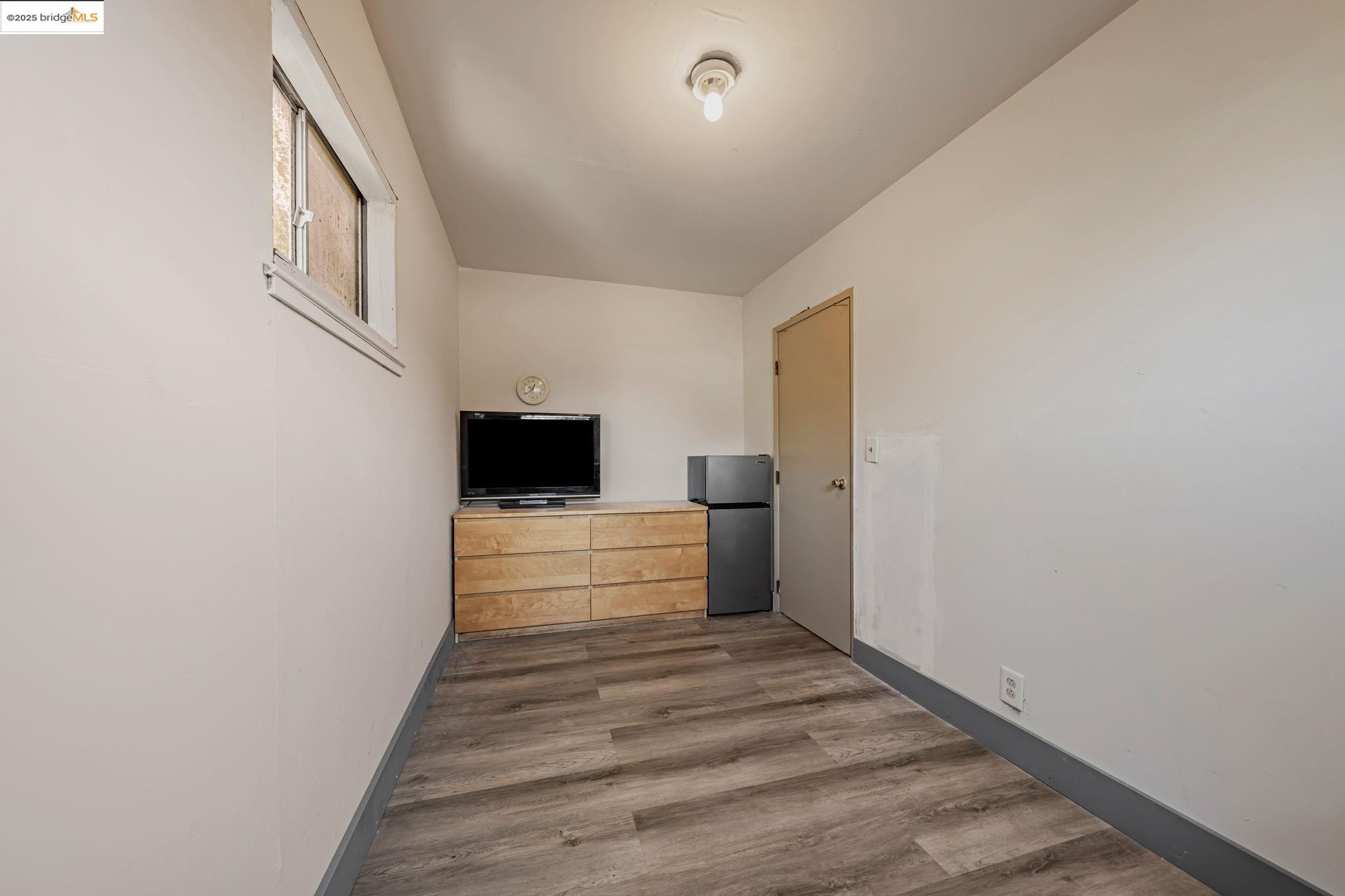 Detail Gallery Image 57 of 60 For 1011 Delaware St, Berkeley,  CA 94710 - – Beds | – Baths