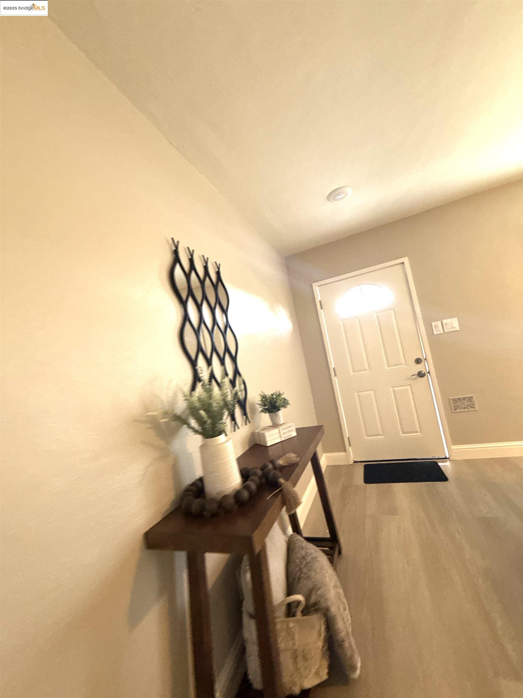 Detail Gallery Image 4 of 28 For 1394 Pine St, Pittsburg,  CA 94565 - 3 Beds | 2 Baths