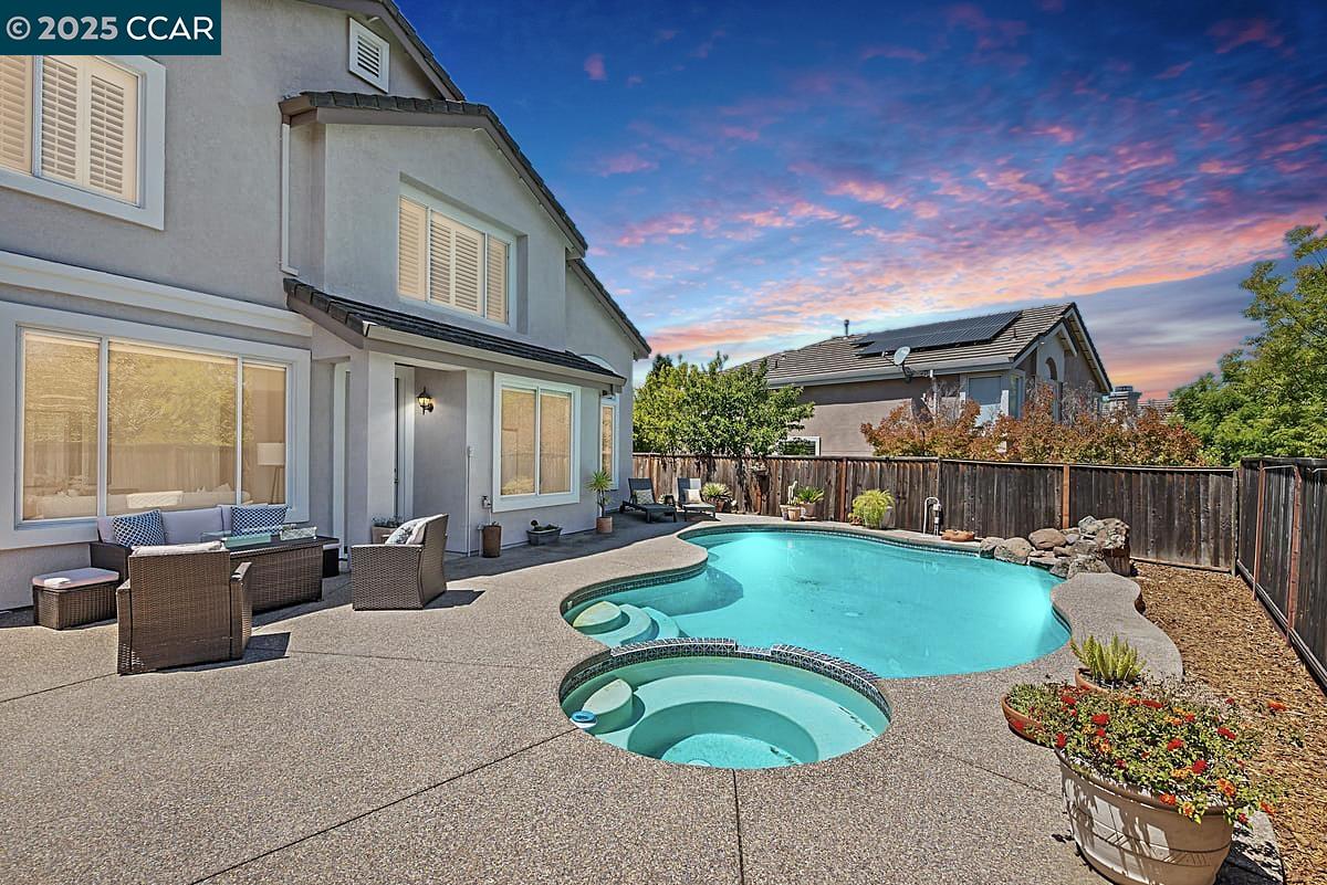Detail Gallery Image 3 of 49 For 252 Jasmine Way, Danville,  CA 94506 - 4 Beds | 3 Baths