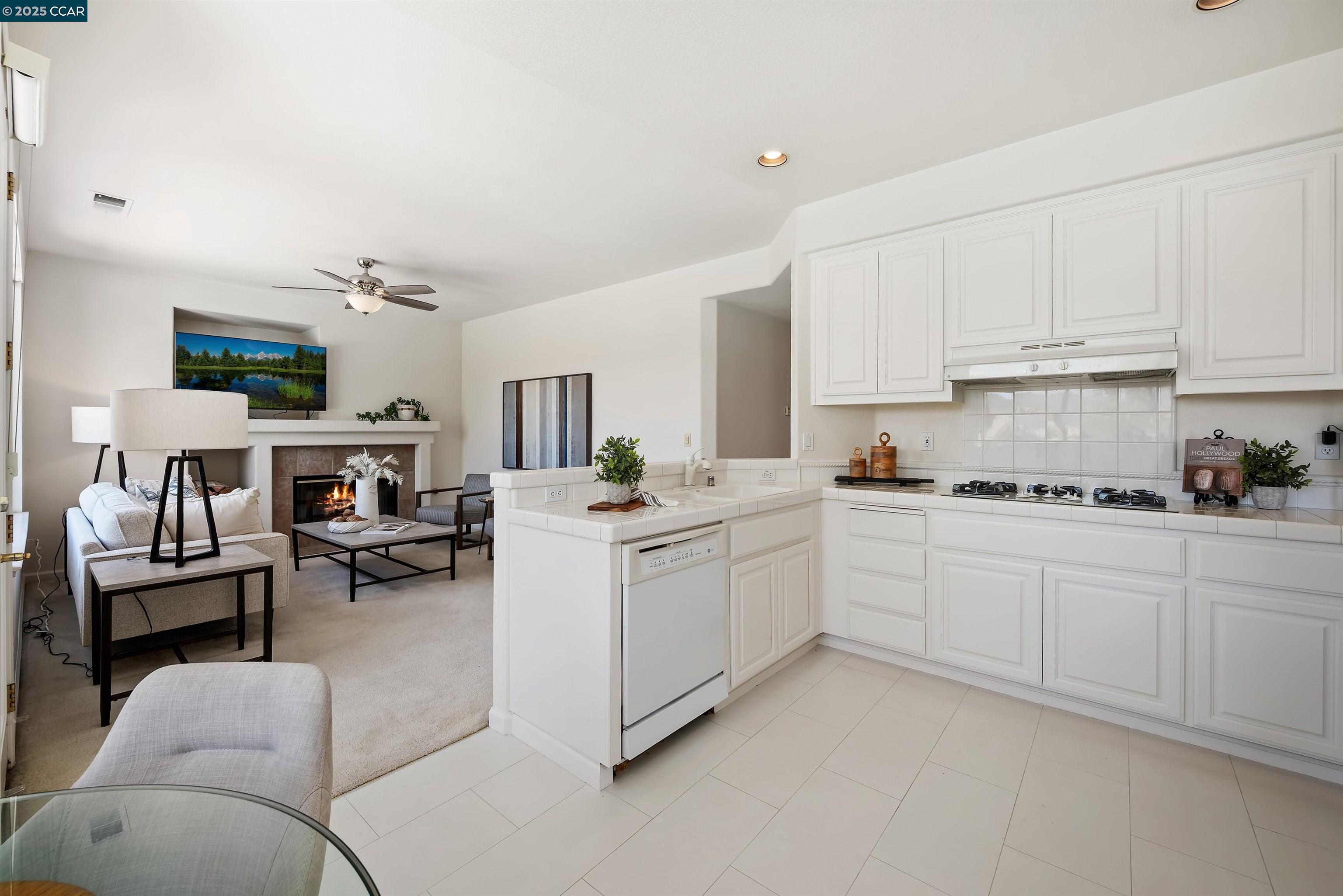 Detail Gallery Image 24 of 49 For 252 Jasmine Way, Danville,  CA 94506 - 4 Beds | 3 Baths