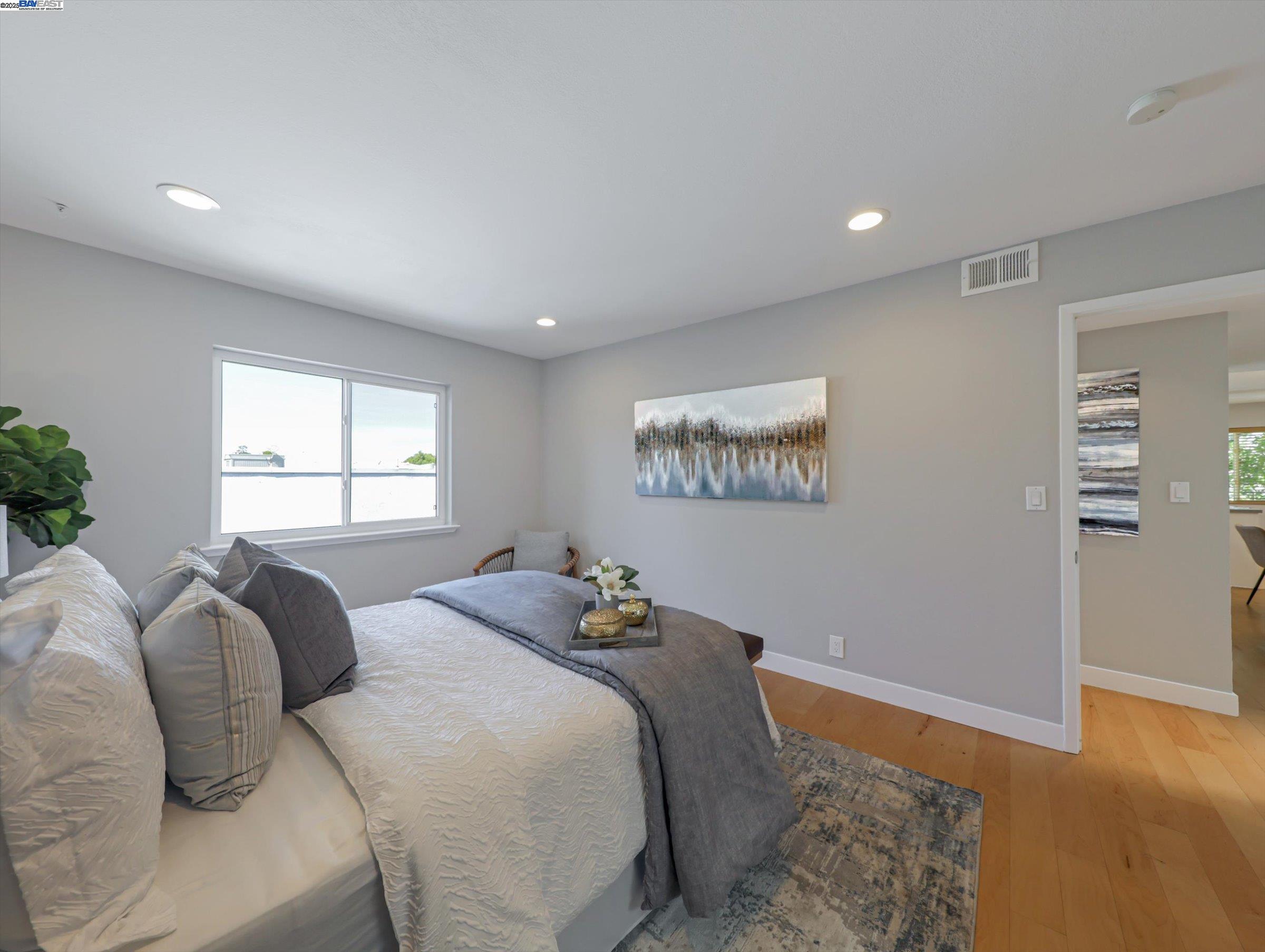 Detail Gallery Image 16 of 34 For 44 Lodato Ave #APT 212,  San Mateo,  CA 94403 - 2 Beds | 2 Baths