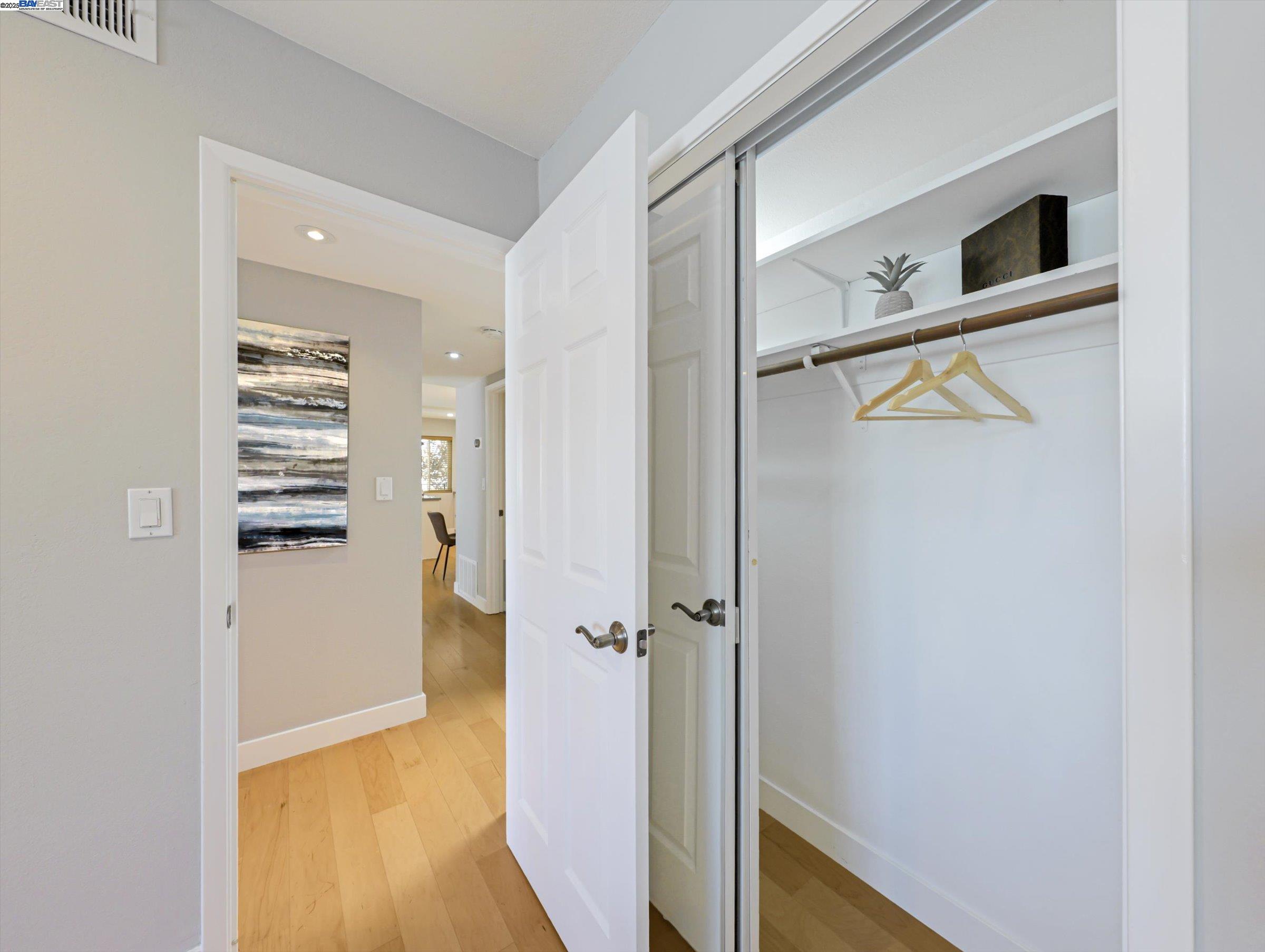 Detail Gallery Image 17 of 34 For 44 Lodato Ave #APT 212,  San Mateo,  CA 94403 - 2 Beds | 2 Baths
