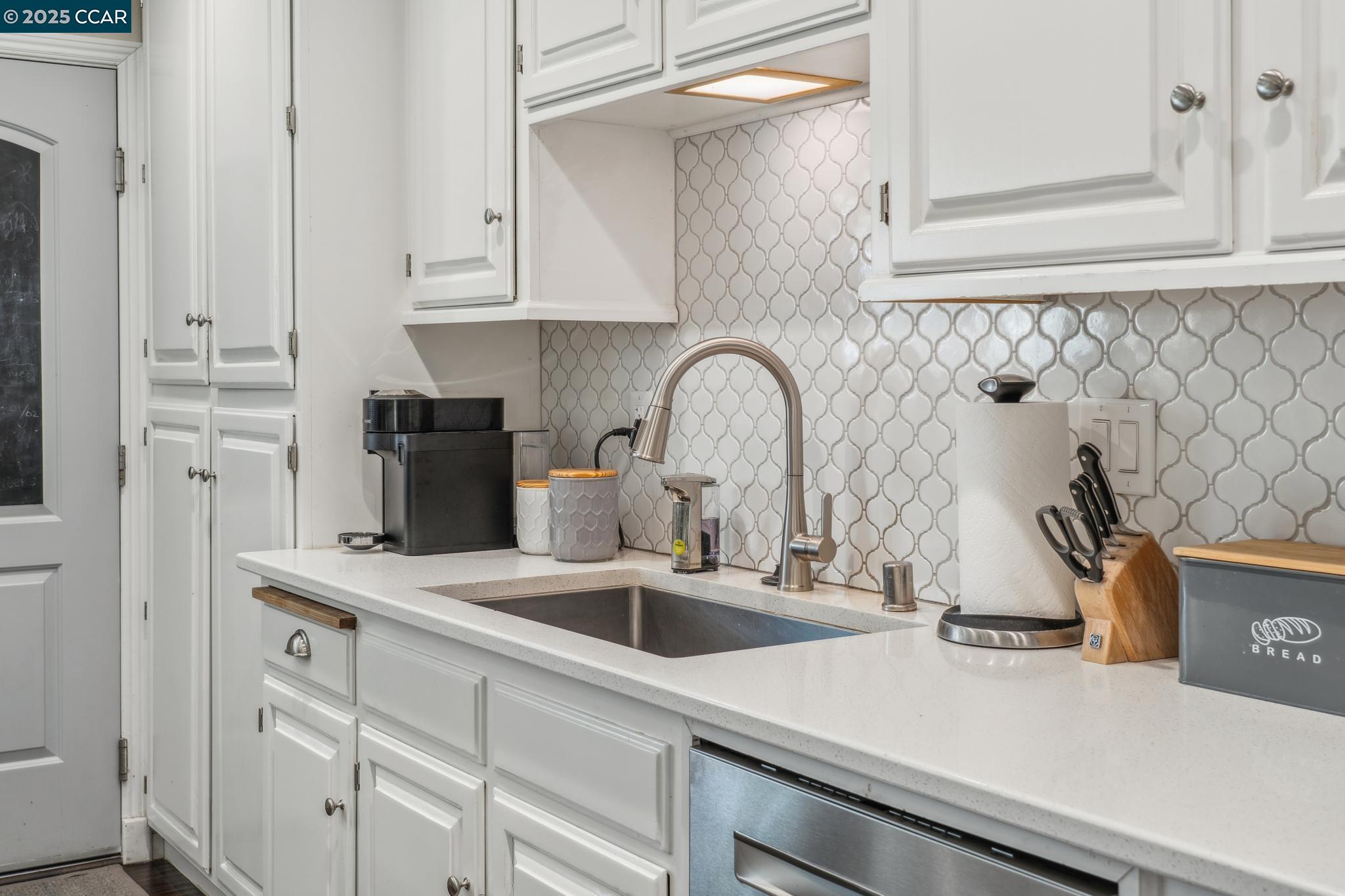 Detail Gallery Image 15 of 45 For 822 Cortez Ct, Livermore,  CA 94550 - 3 Beds | 2 Baths
