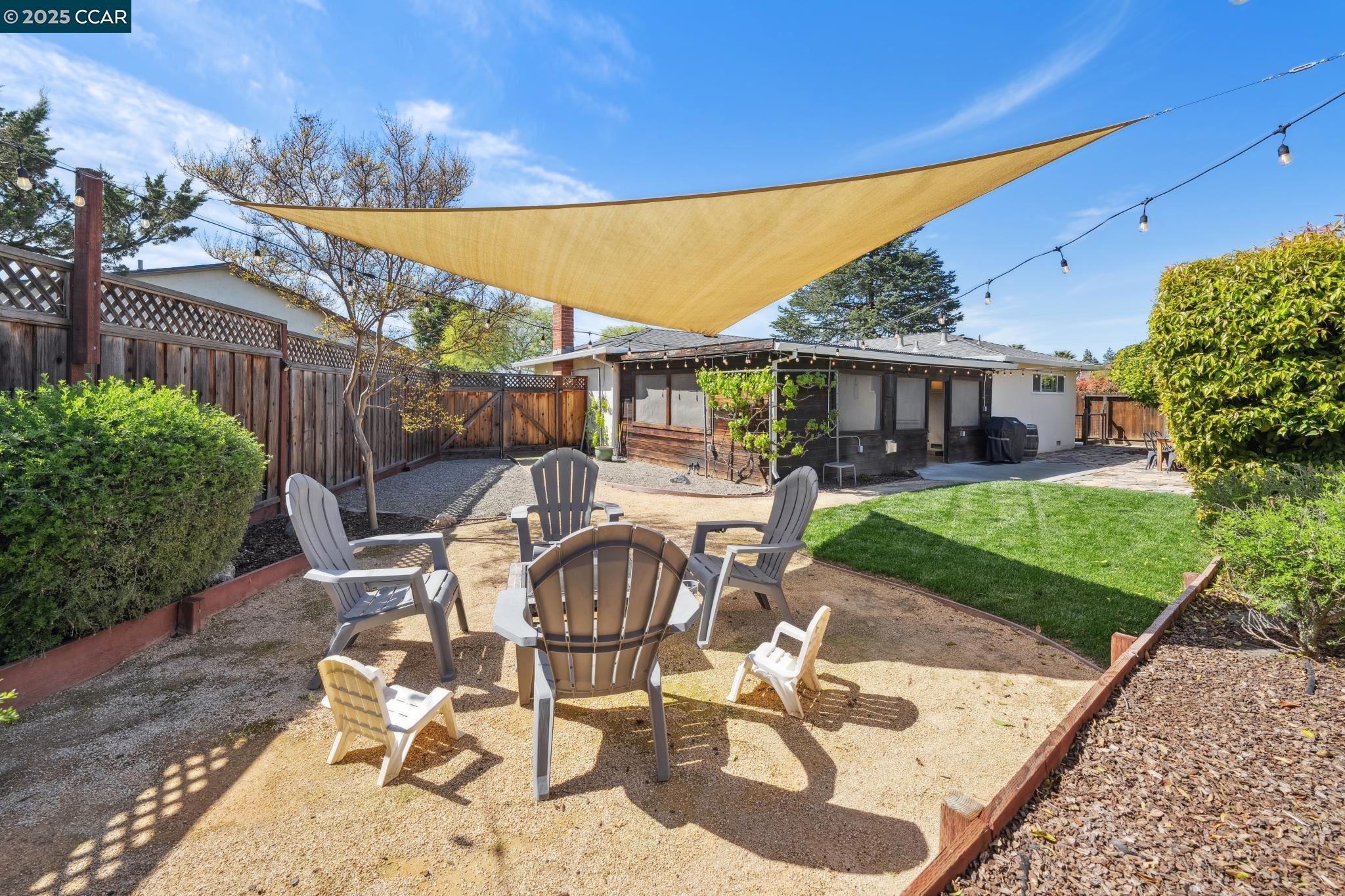 Detail Gallery Image 33 of 45 For 822 Cortez Ct, Livermore,  CA 94550 - 3 Beds | 2 Baths