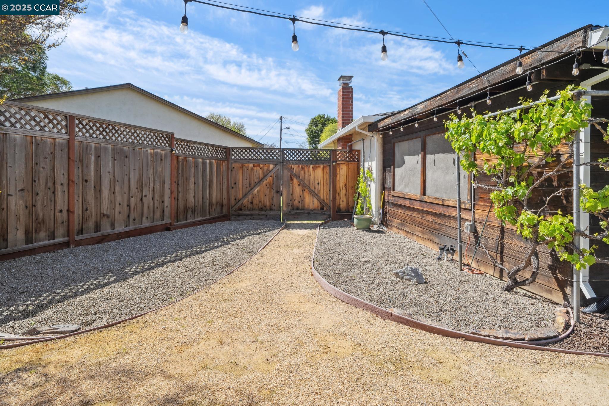 Detail Gallery Image 36 of 45 For 822 Cortez Ct, Livermore,  CA 94550 - 3 Beds | 2 Baths
