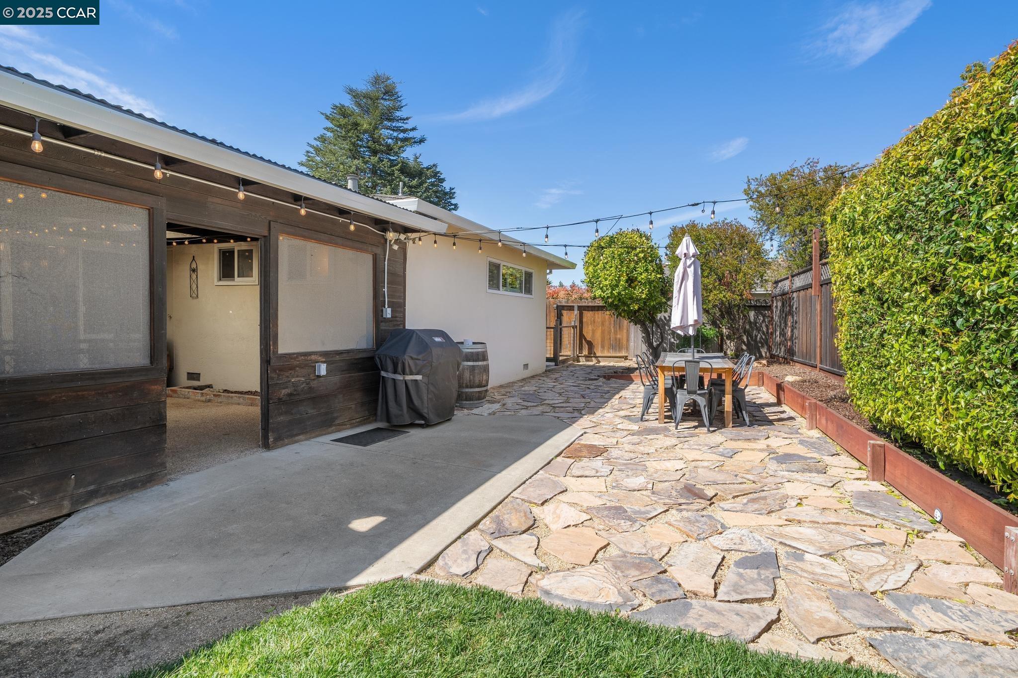 Detail Gallery Image 38 of 45 For 822 Cortez Ct, Livermore,  CA 94550 - 3 Beds | 2 Baths