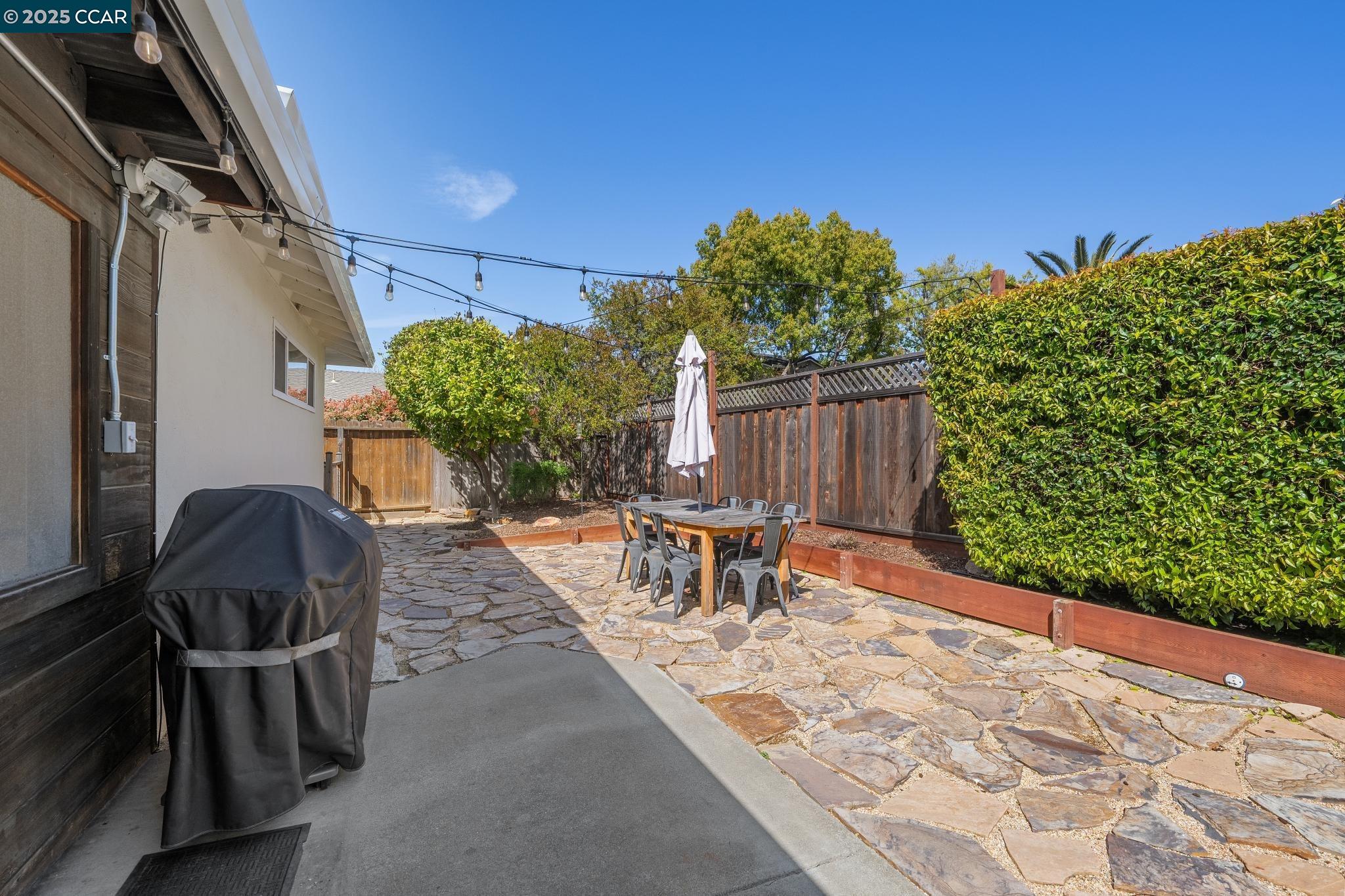 Detail Gallery Image 40 of 45 For 822 Cortez Ct, Livermore,  CA 94550 - 3 Beds | 2 Baths