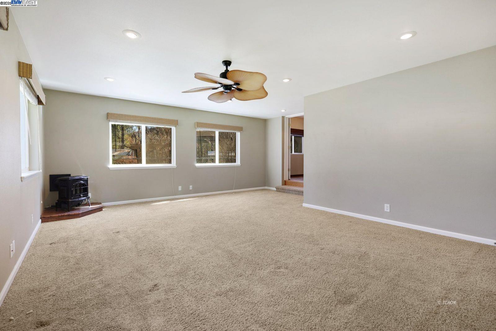 Detail Gallery Image 14 of 39 For 180 Steelhead Cir, Lewiston,  CA 96052 - 2 Beds | 2 Baths