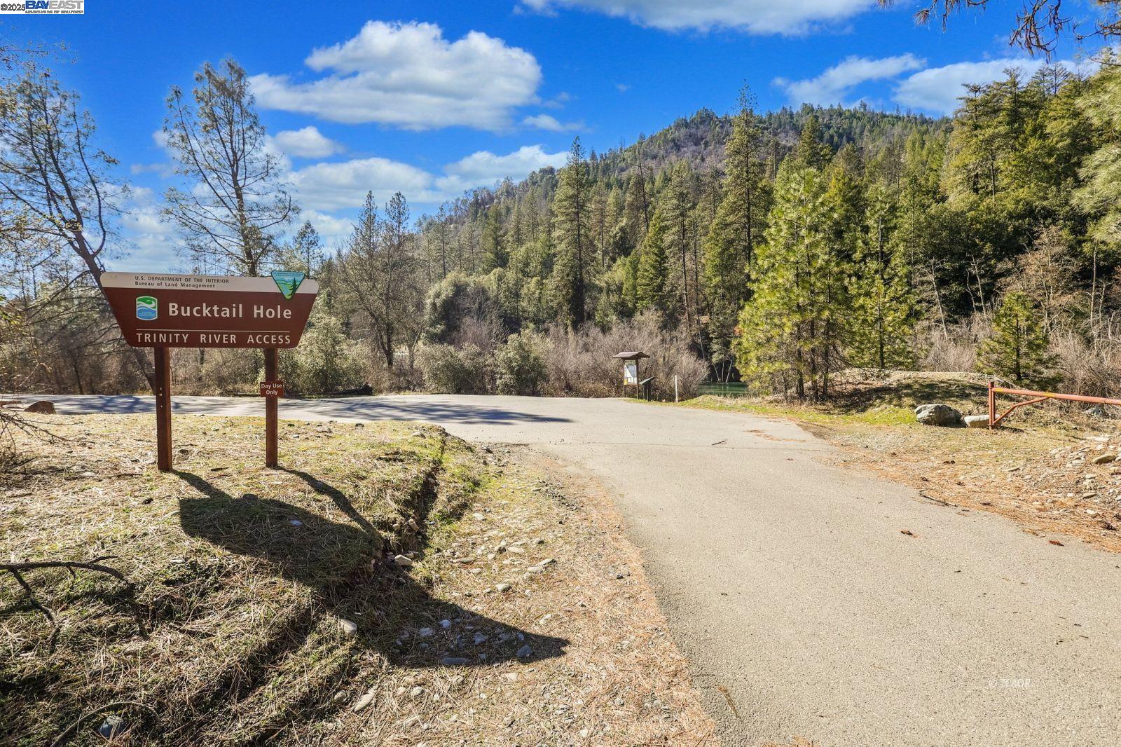 Detail Gallery Image 32 of 39 For 180 Steelhead Cir, Lewiston,  CA 96052 - 2 Beds | 2 Baths