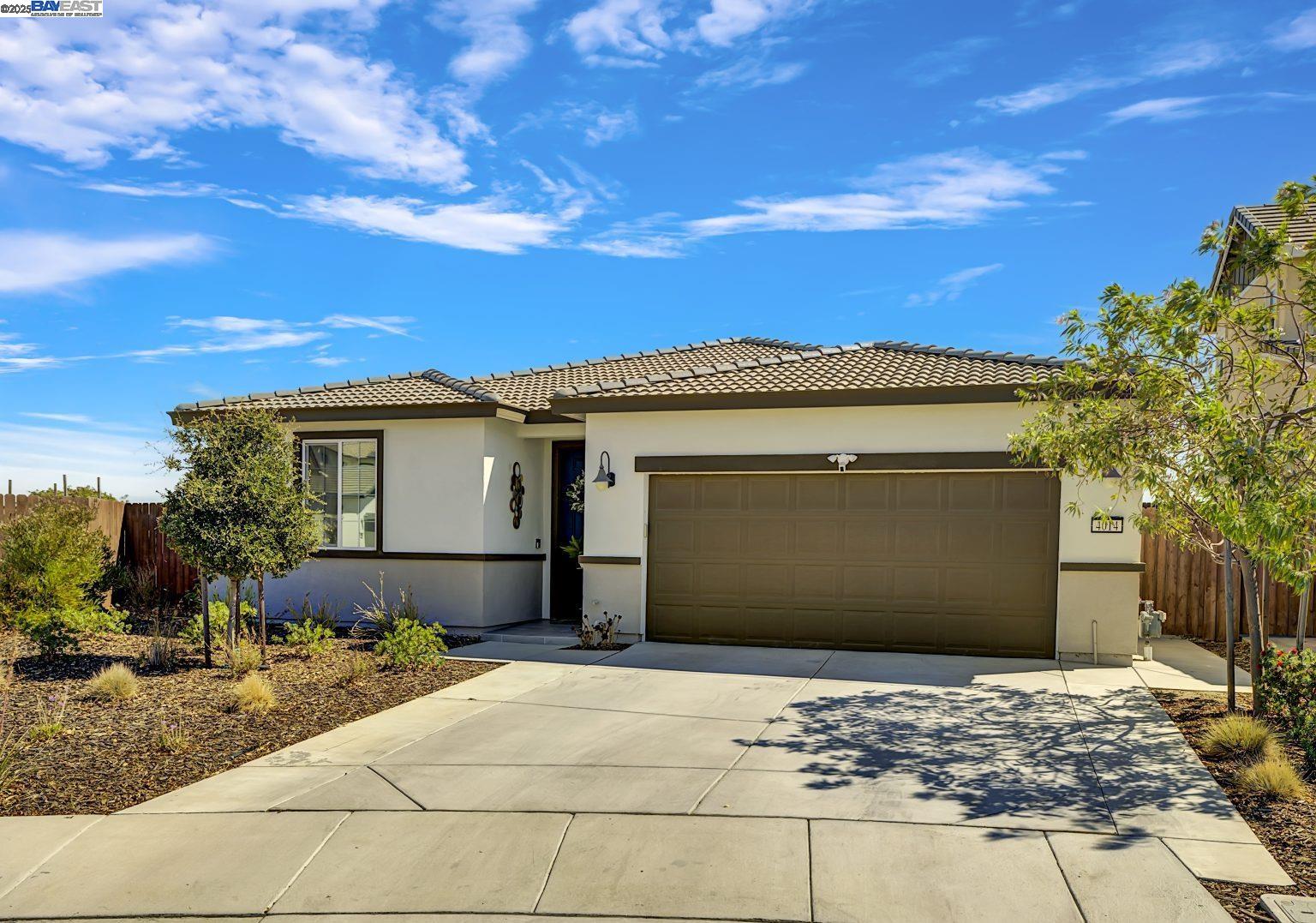 Detail Gallery Image 7 of 49 For 4014 Kenwood Cir, Oakley,  CA 94561 - 3 Beds | 2 Baths