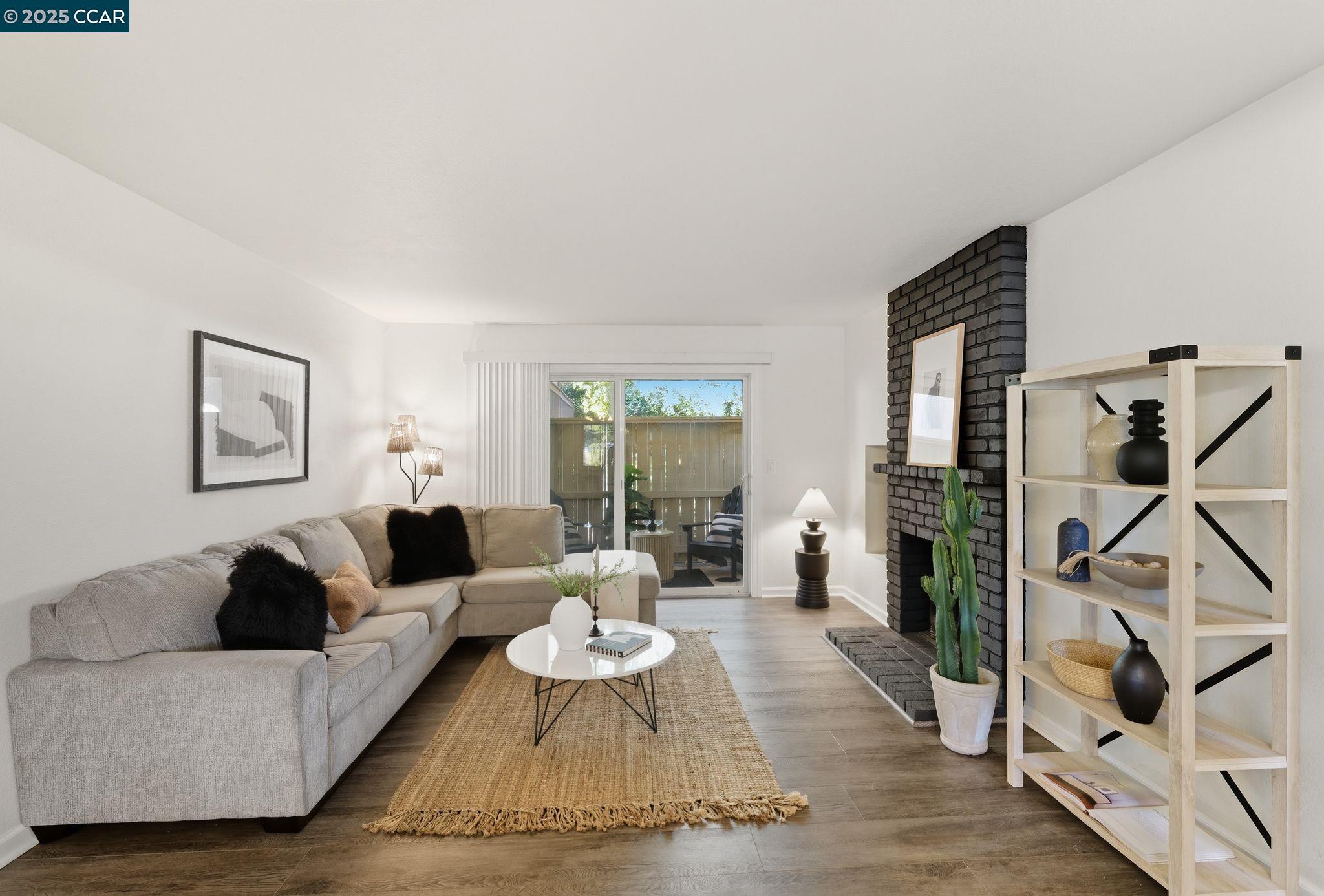 Photo #2: 41111098 Listing 