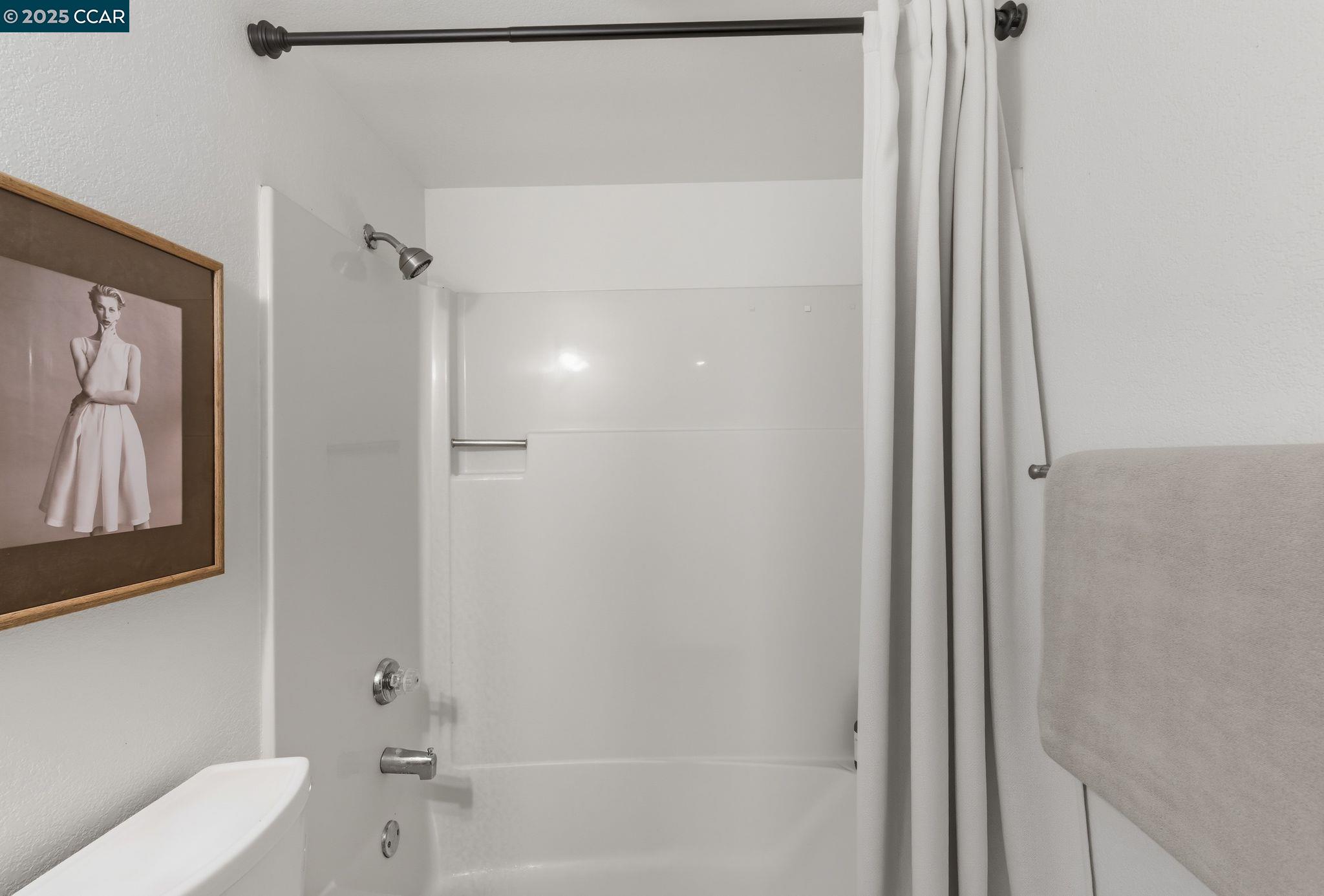 Photo #22: 41111098 Listing: Photo #22