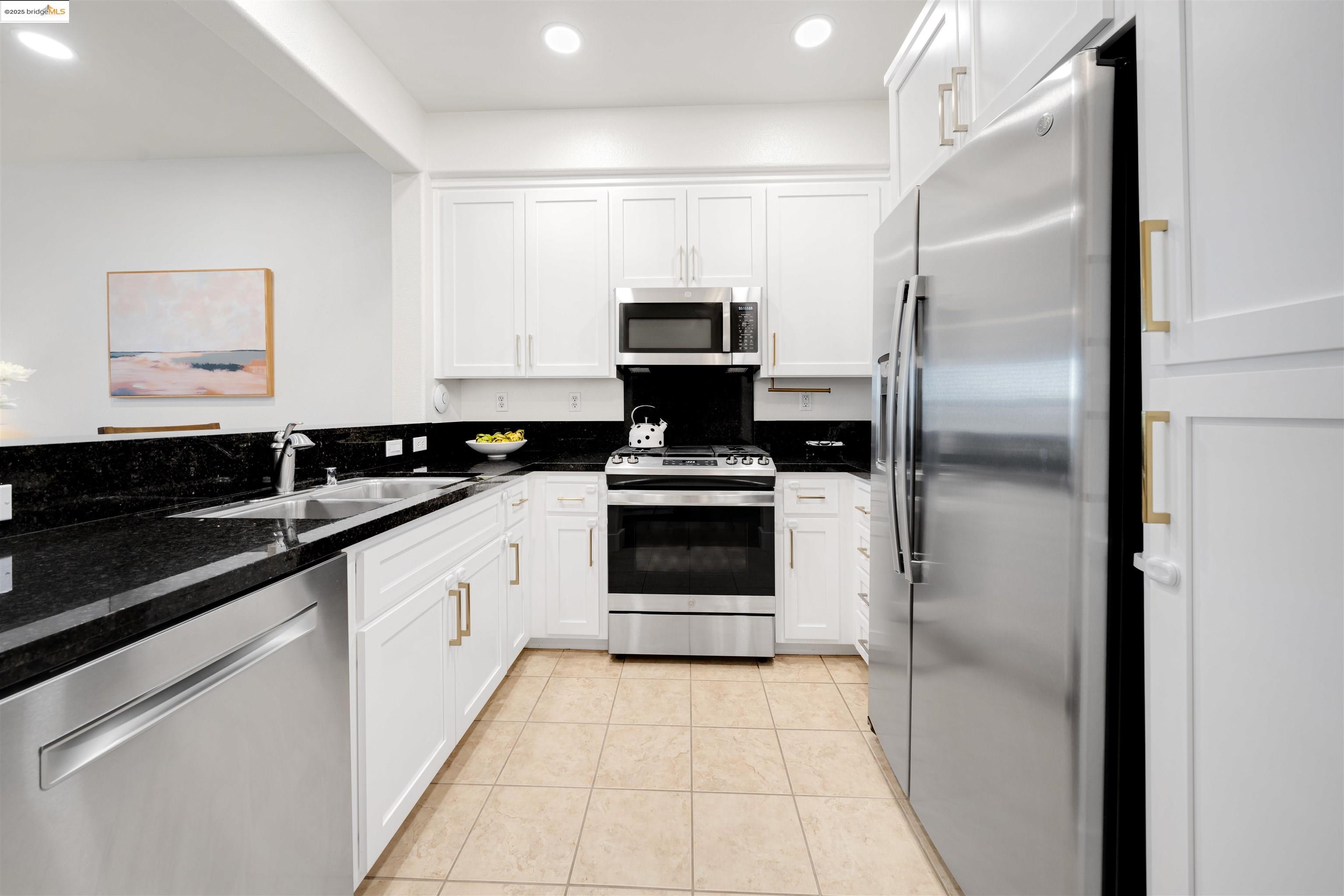 Photo #13: 41111101 Listing: Photo #13