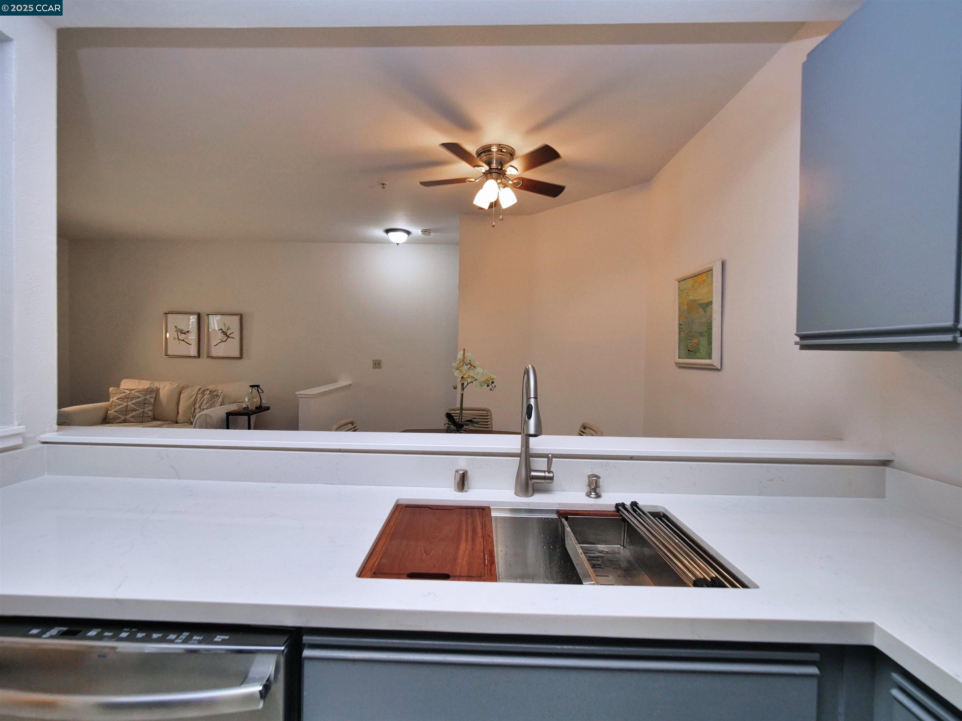 Photo #12: 41111103 Listing: Photo #12