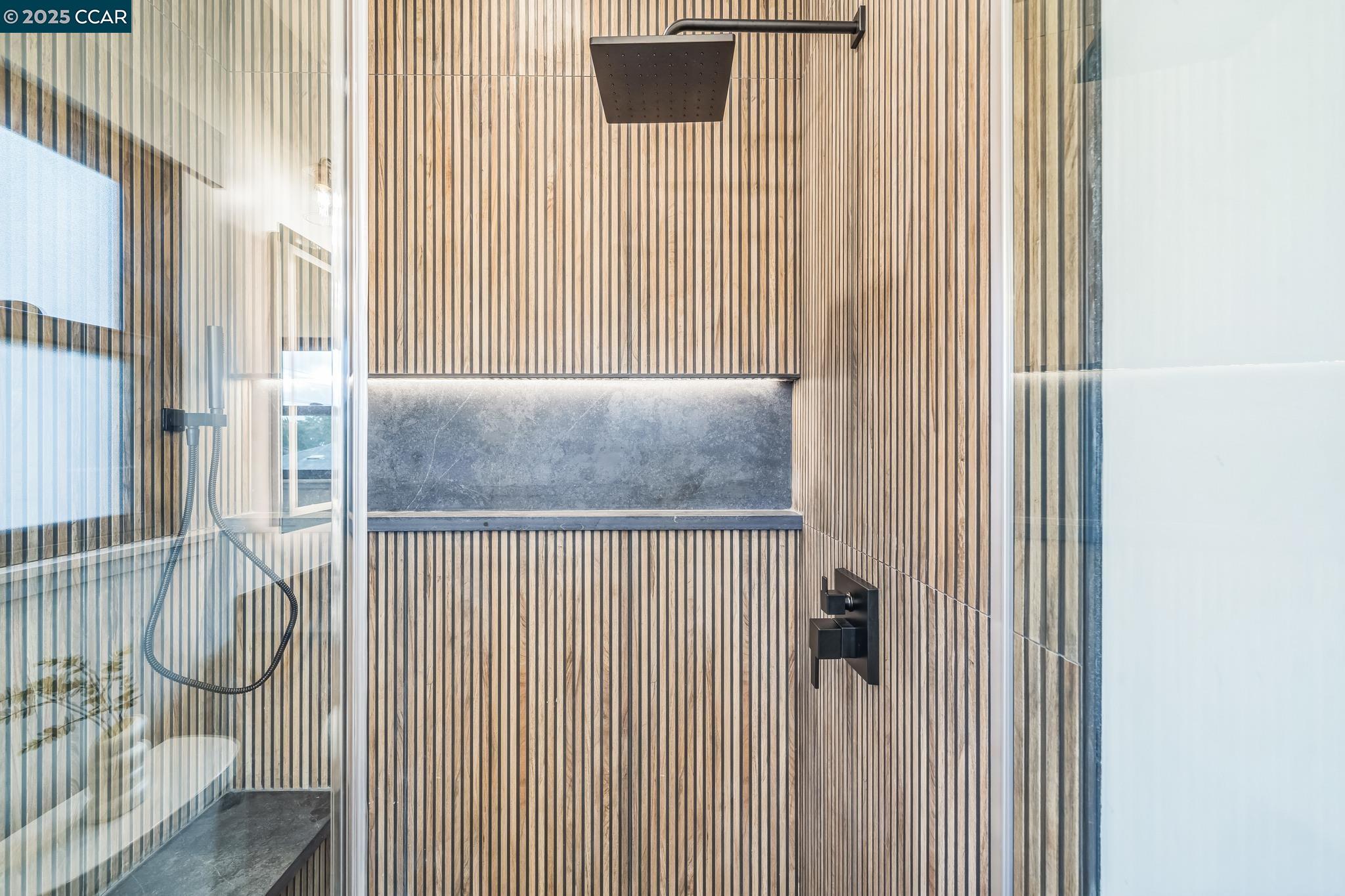 Detail Gallery Image 34 of 47 For 1126 Brighton Ave, Albany,  CA 94706 - 3 Beds | 3 Baths