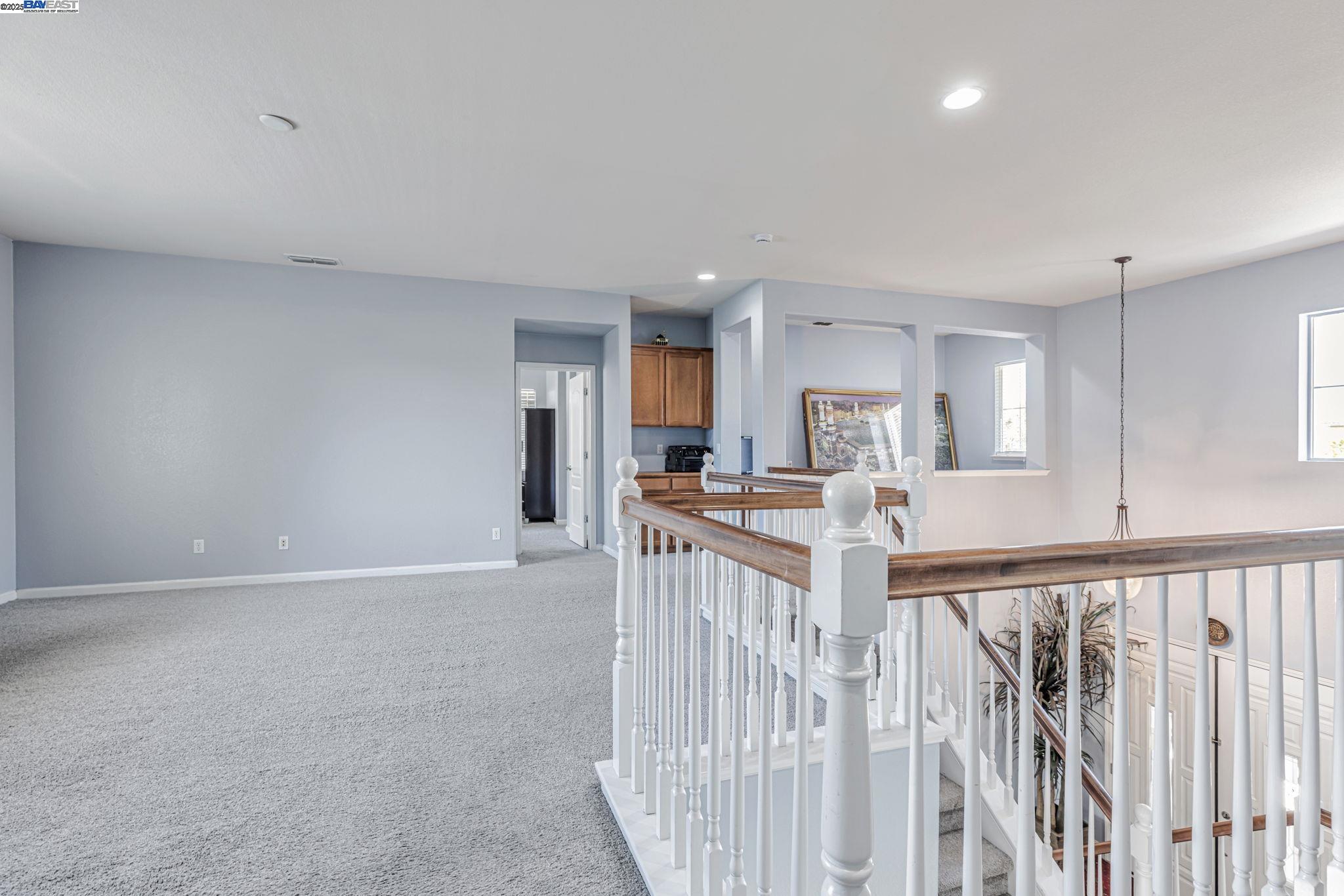 Detail Gallery Image 14 of 39 For 799 Ellerbrook St, Mountain House,  CA 95391 - 4 Beds | 3 Baths